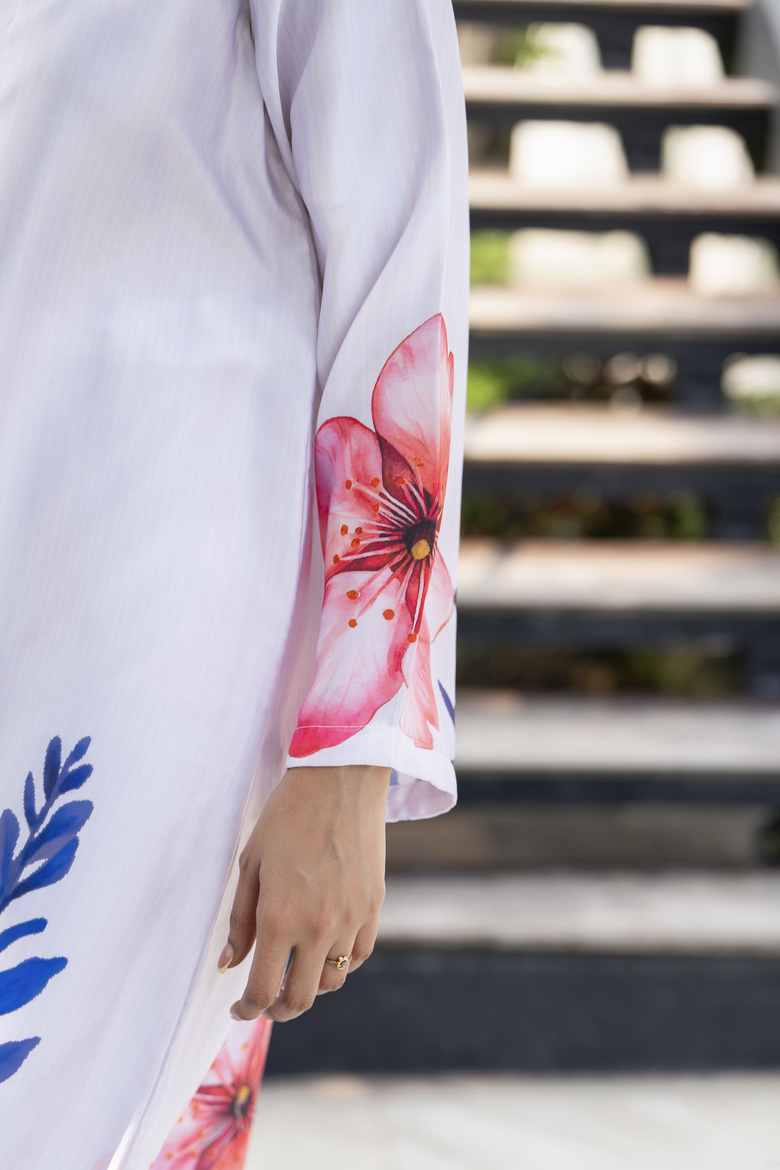 Aleezay 2pc Hand-Embellished Ivory Floral Silk Kaftan – AKF7