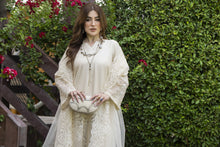 Gul Warun 3pc Embroidered Cotton Suit with Scalloped Organza Dupatta – AMG1