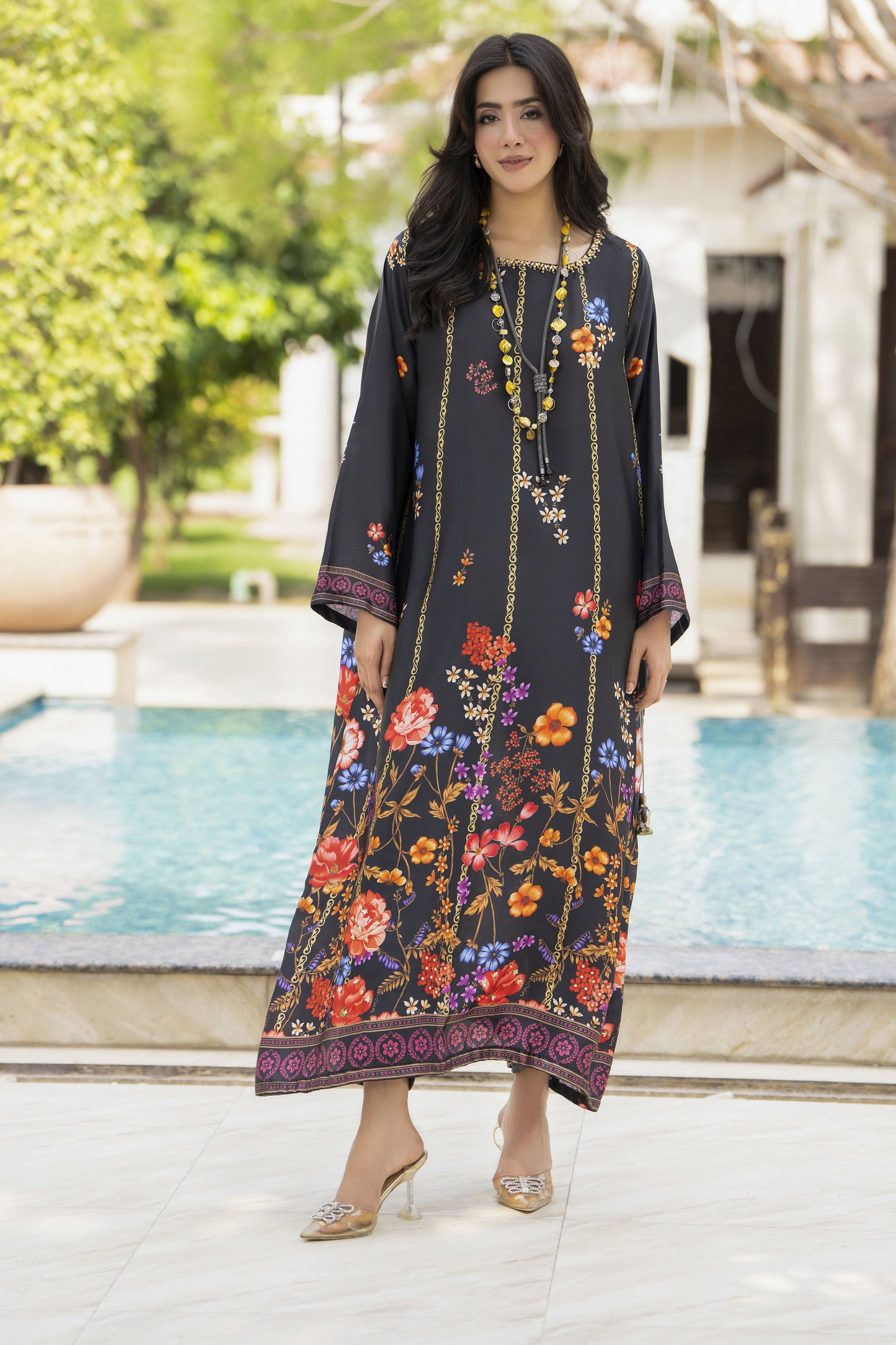 Aleezay 2pc Hand-Embellished Floral Charmeuse Silk Kaftan – AKF2