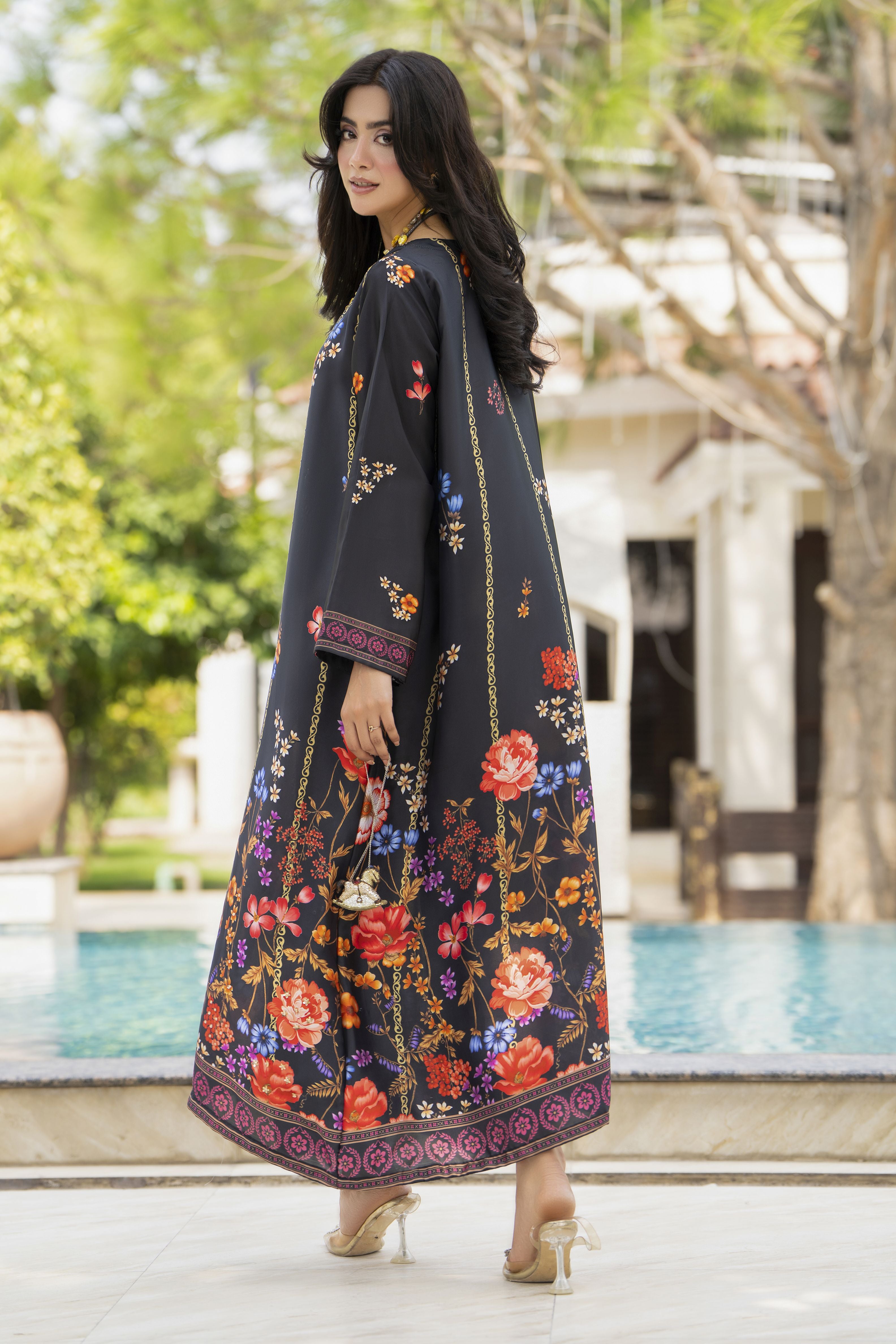 Aleezay 2pc Hand-Embellished Floral Charmeuse Silk Kaftan – AKF2