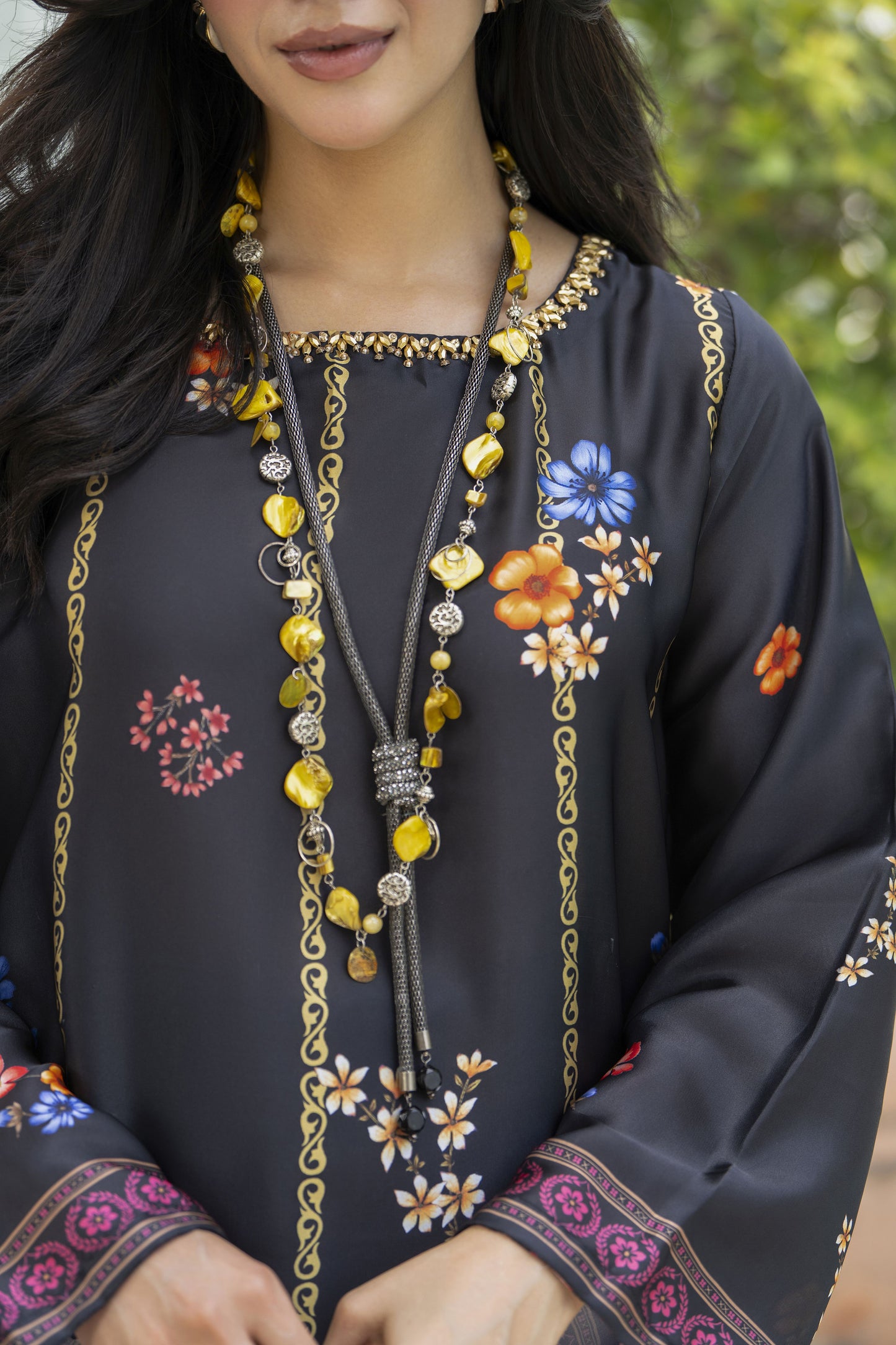 Aleezay 2pc Hand-Embellished Floral Charmeuse Silk Kaftan – AKF2