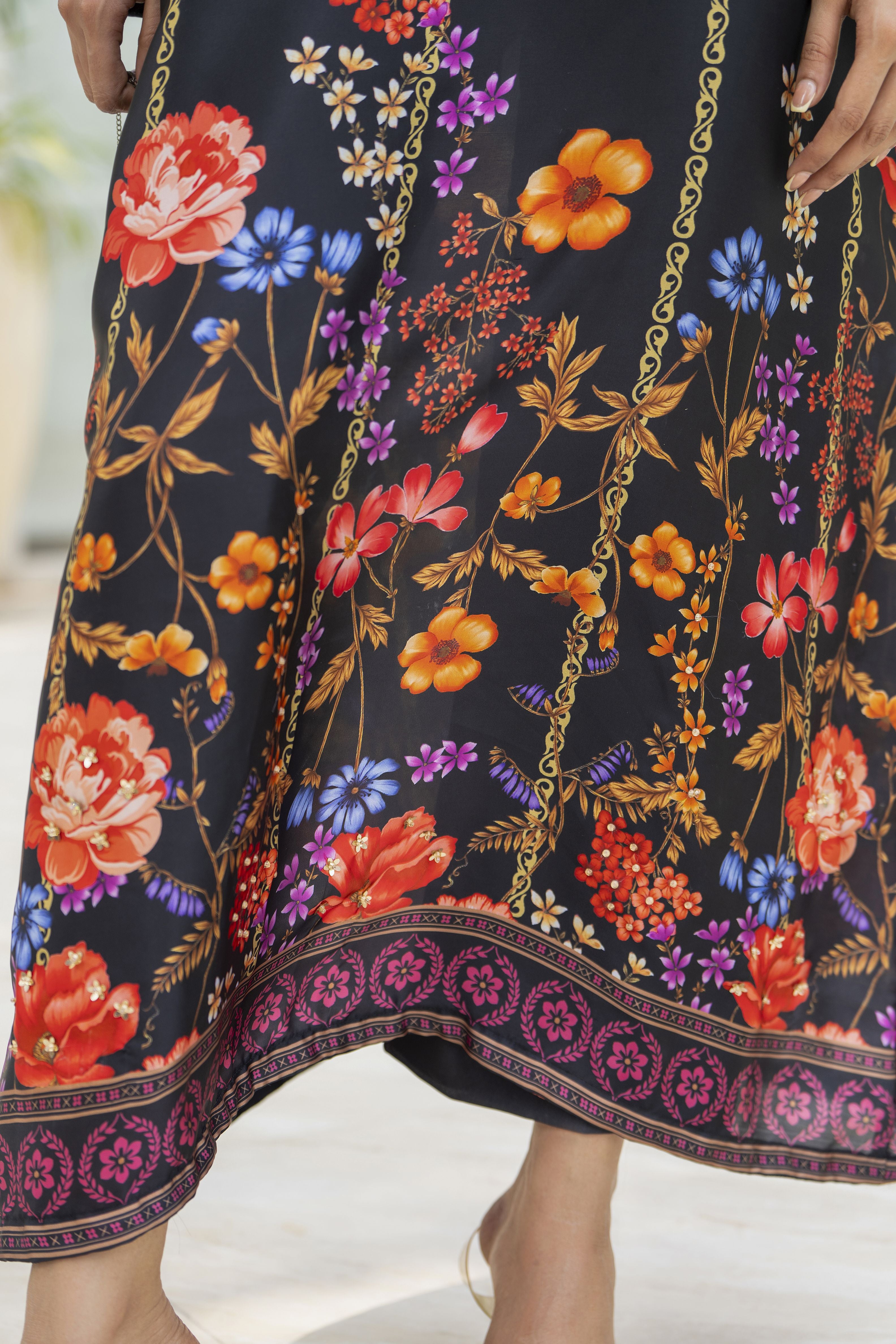 Aleezay 2pc Hand-Embellished Floral Charmeuse Silk Kaftan – AKF2