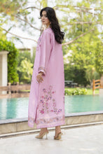 Aleezay 2pc Hand-Embellished Pink Floral Silk Kaftan – AKF8
