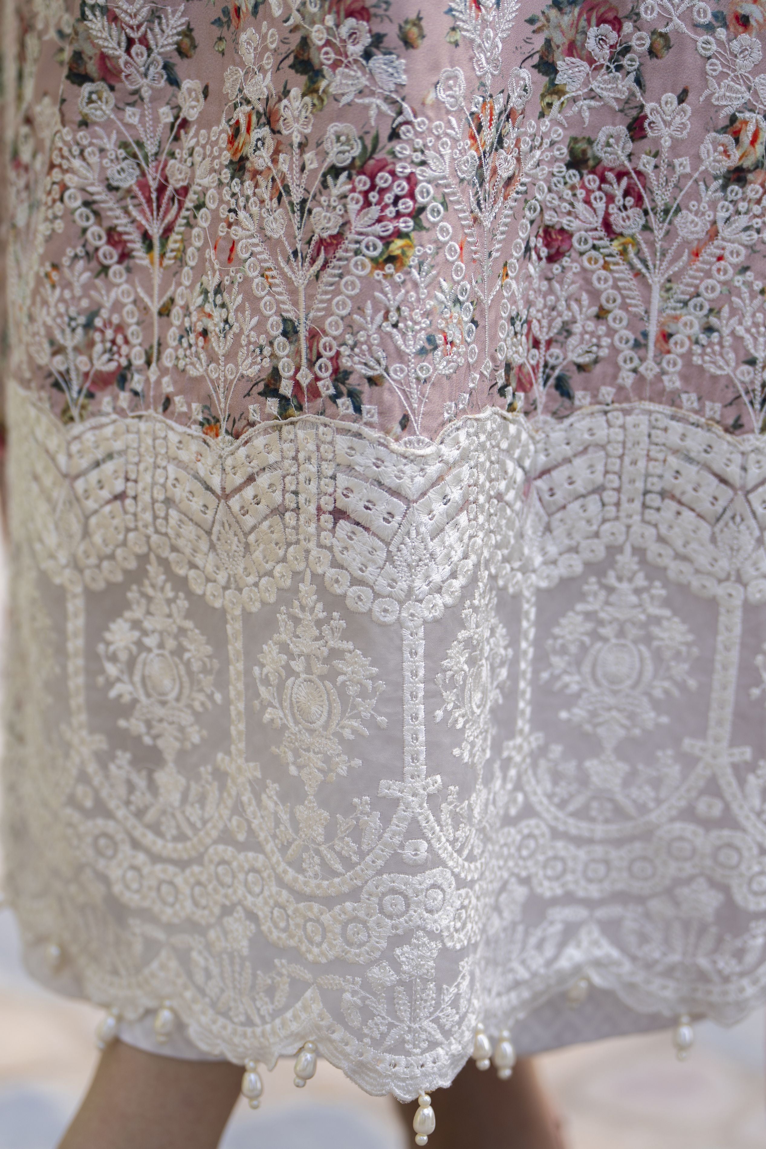 Modern Muse by Arwah – 3pc Printed & Embroidered Grip Suit MMB7