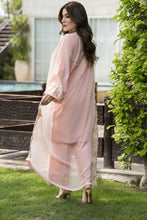 Gul Warun 3pc TEmbroidered Cotton Suit with Chiffon Scalloped Dupatta – AMG7