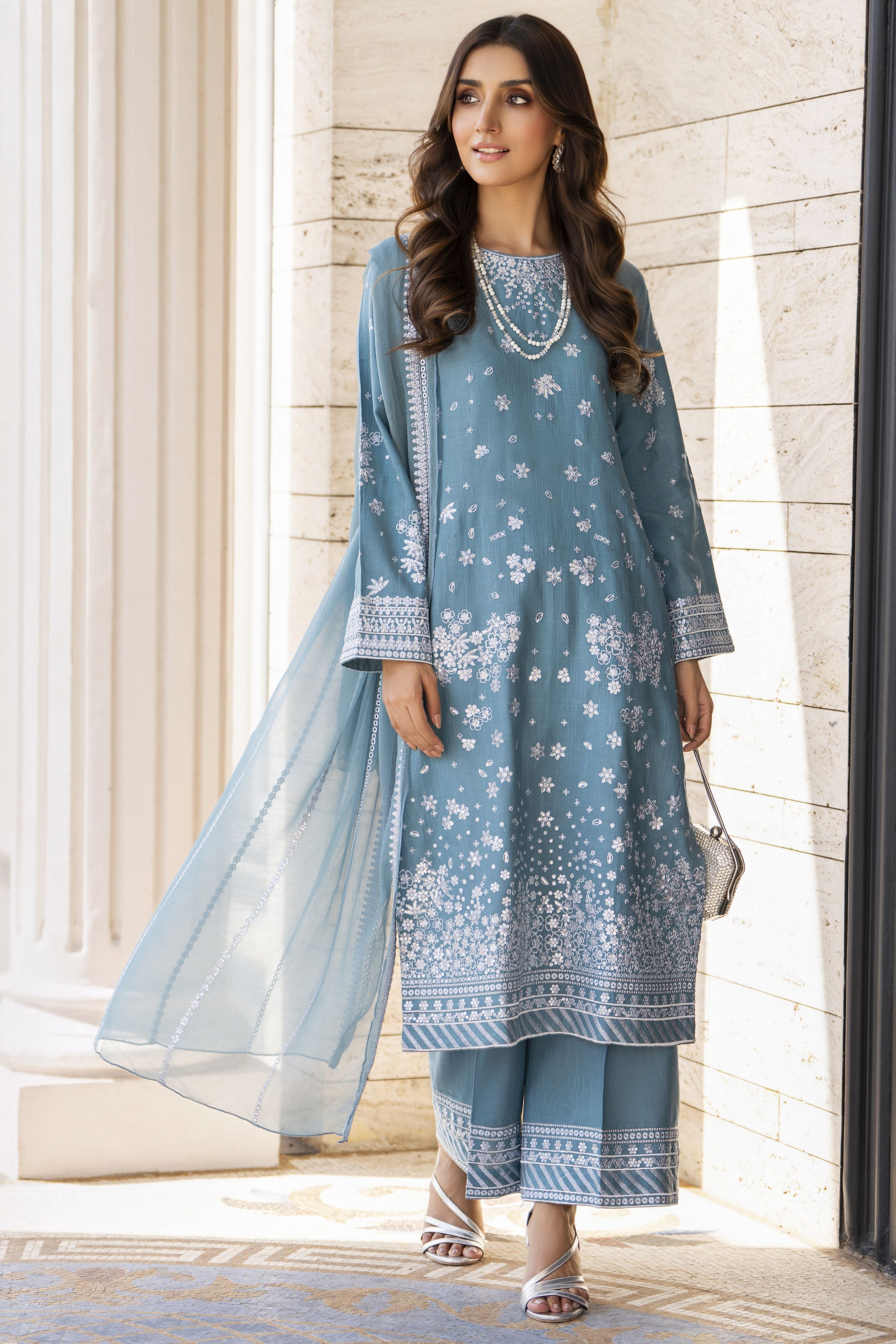 Zaiwa Winterlite 3Pc Khaddar Embroidered Casual Women Suit ZWL10