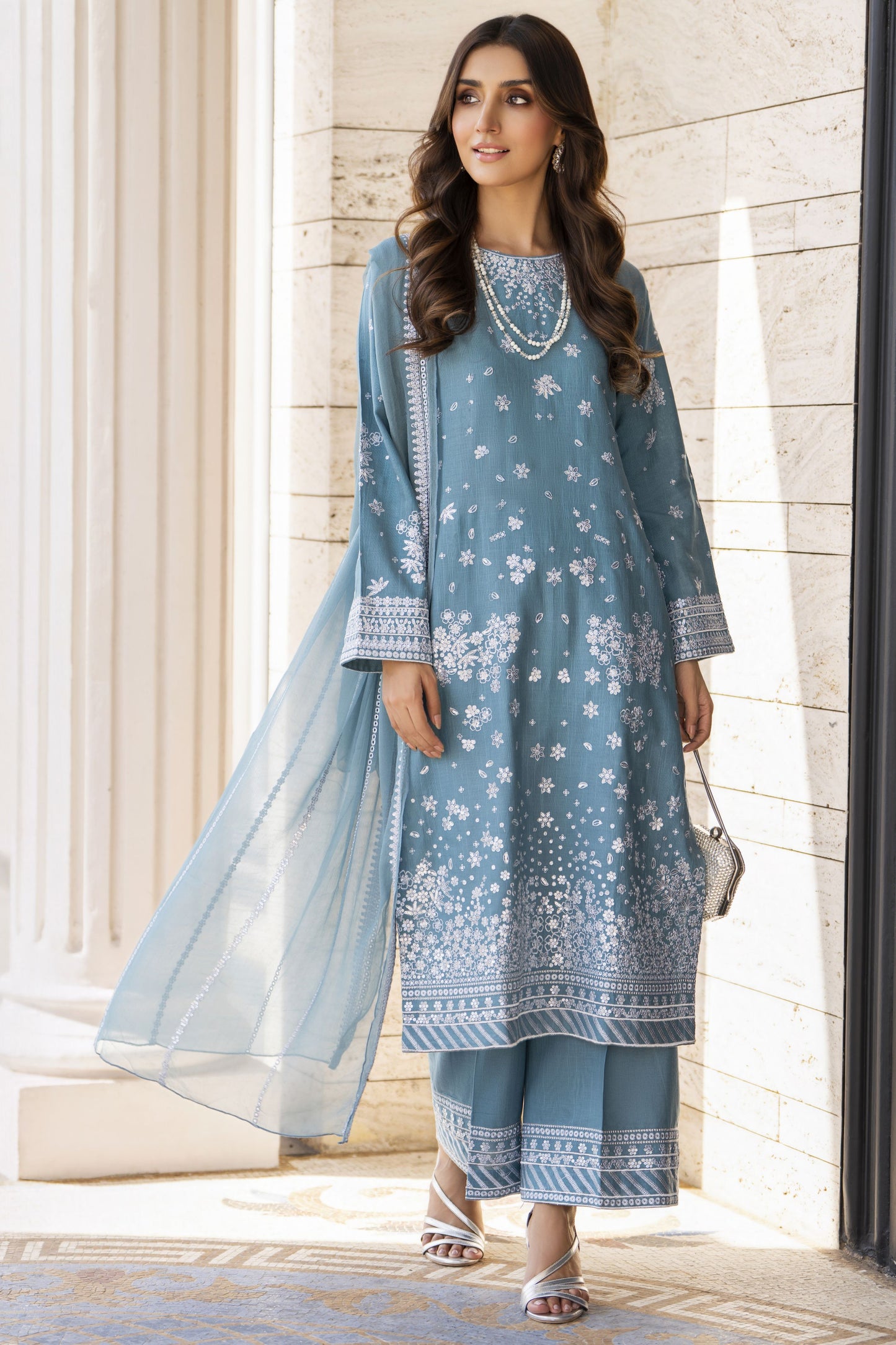 Zaiwa Winterlite 3Pc Khaddar Embroidered Casual Women Suit ZWL10