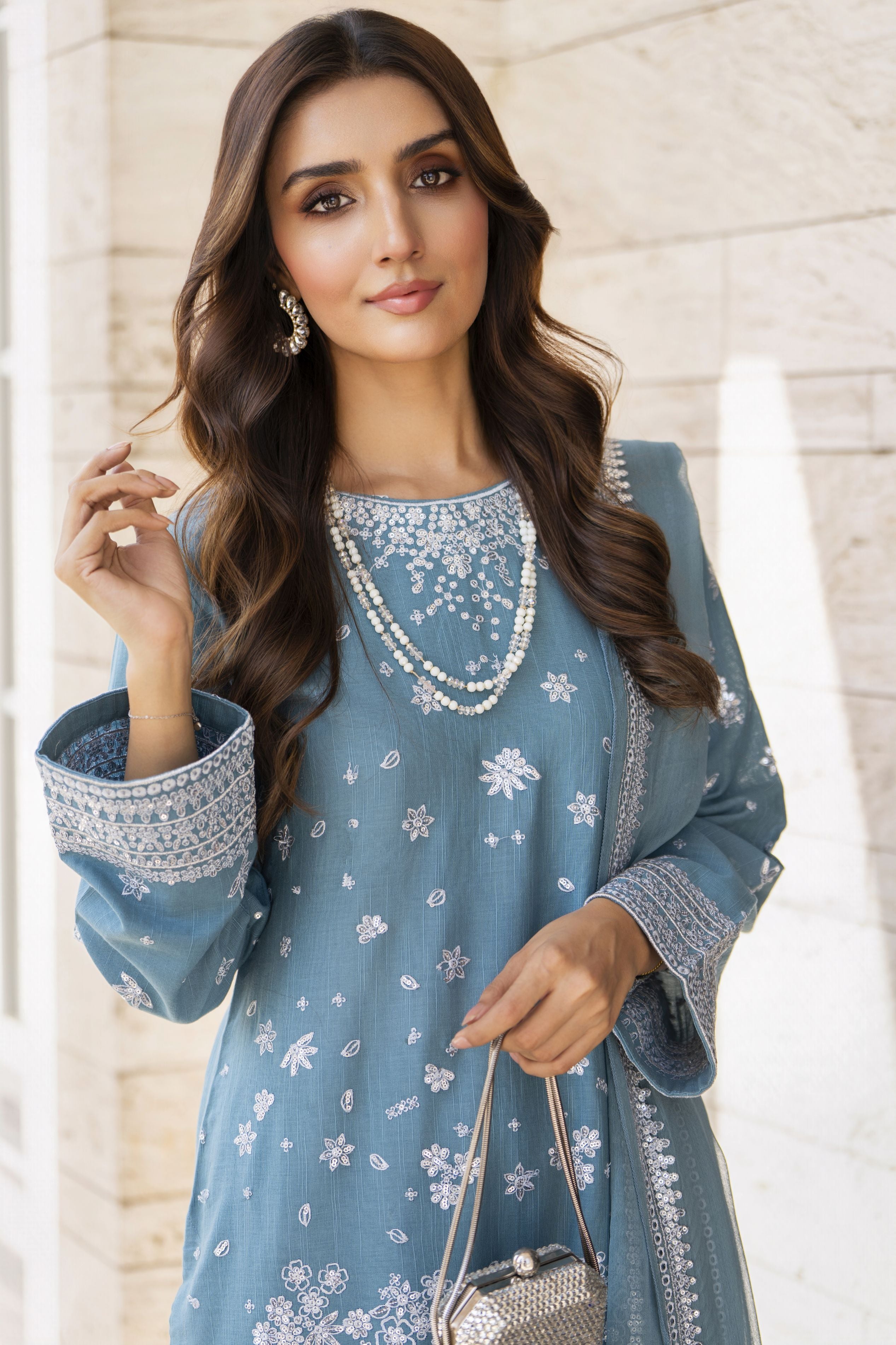 Zaiwa Winterlite 3Pc Khaddar Embroidered Casual Women Suit ZWL10
