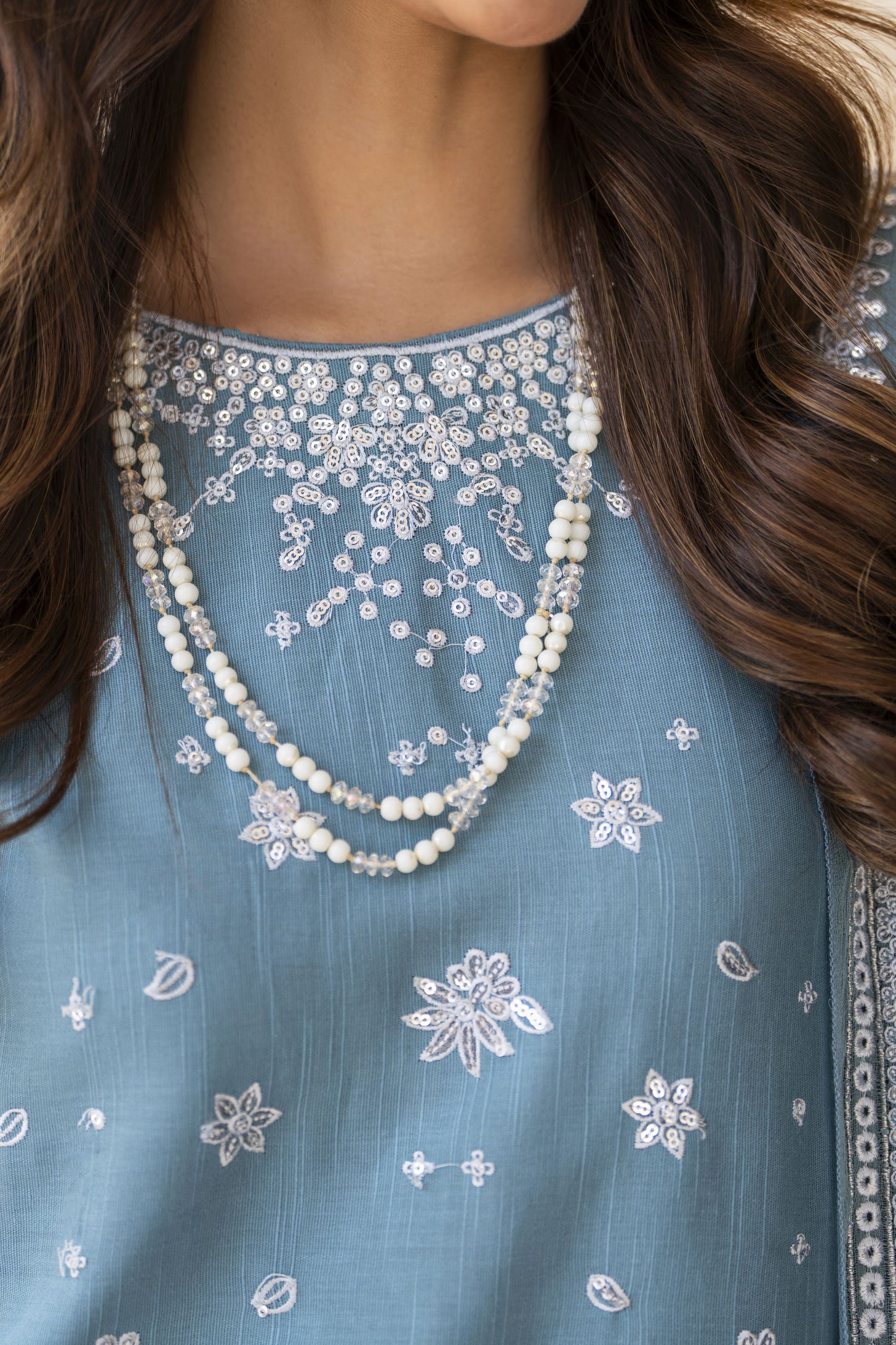 Zaiwa Winterlite 3Pc Khaddar Embroidered Casual Women Suit ZWL10