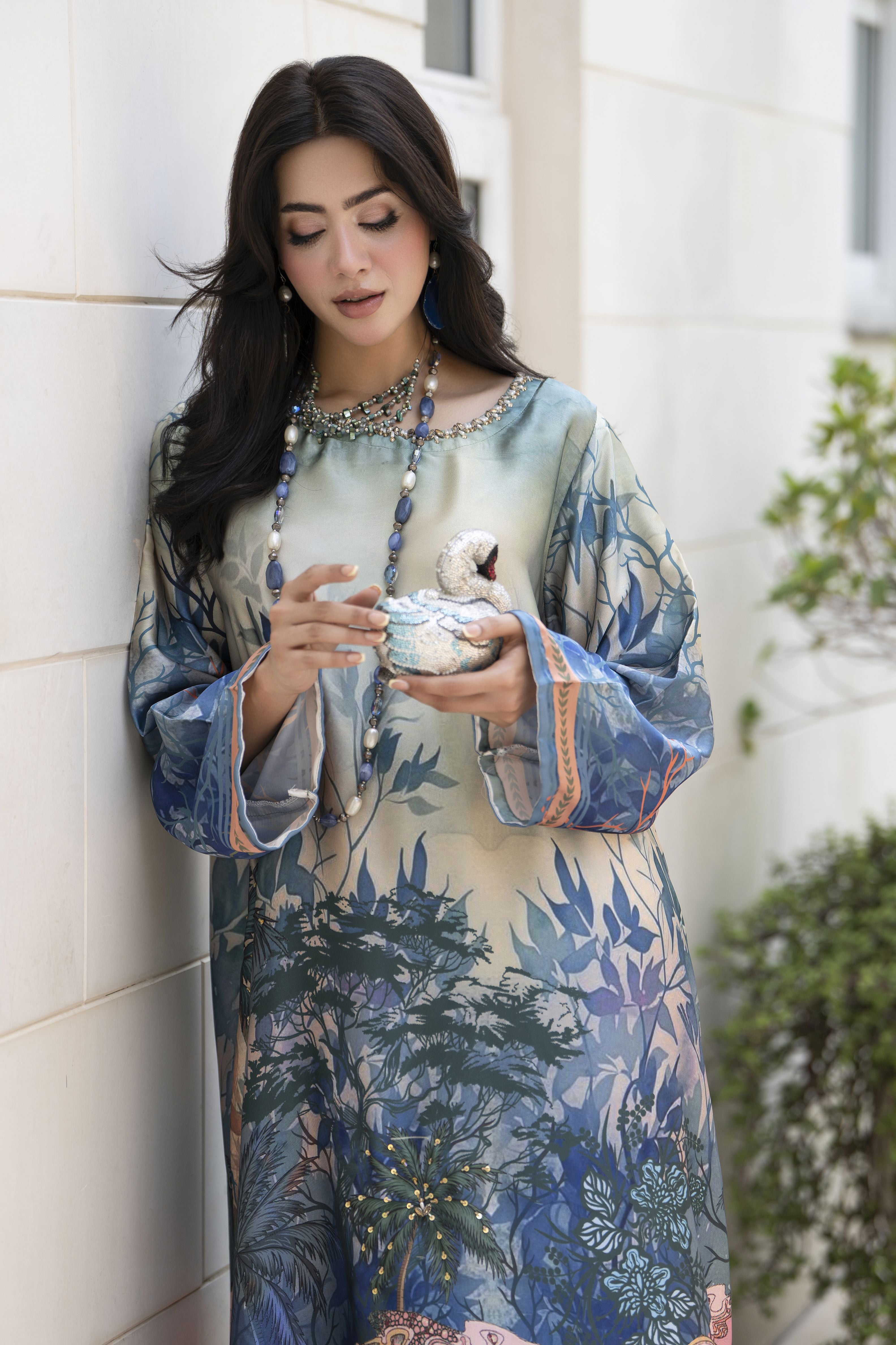 Aleezay 2pc Hand-Embellished Scenic Print Silk Kaftan – AKF9