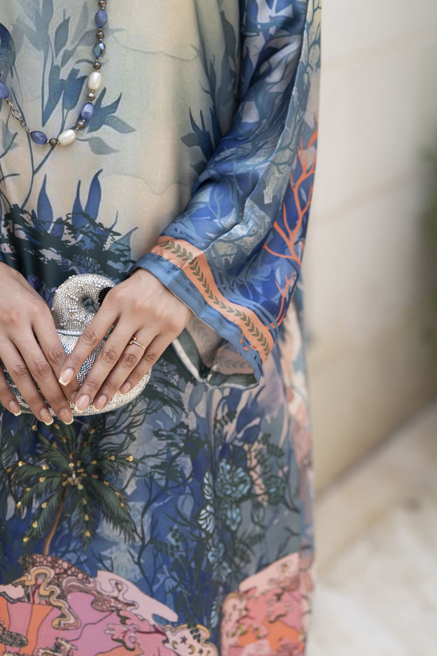 Aleezay 2pc Hand-Embellished Scenic Print Silk Kaftan – AKF9