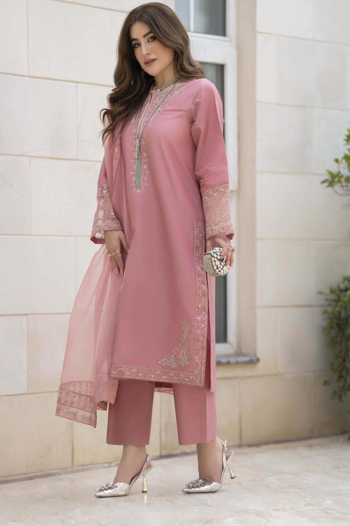 Gul Warun 3pc Thread & Sequin Embroidered Cotton Suit with Organza Dupatta – AMG2