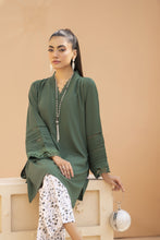 Green Solid and Printed Linen 2pc Ready to Wear Dress by Gul Warun LDG5