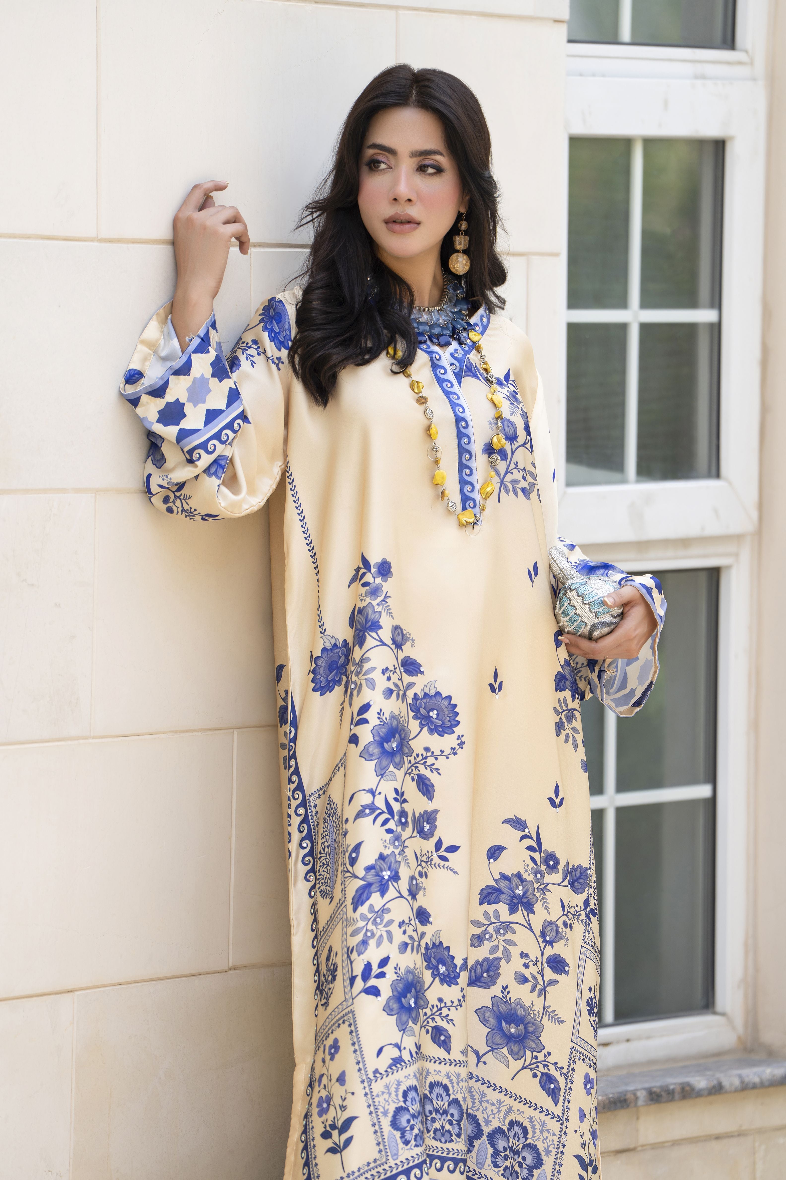 Aleezay 2pc Diamanté Charmeuse Silk Kaftan – AKF1