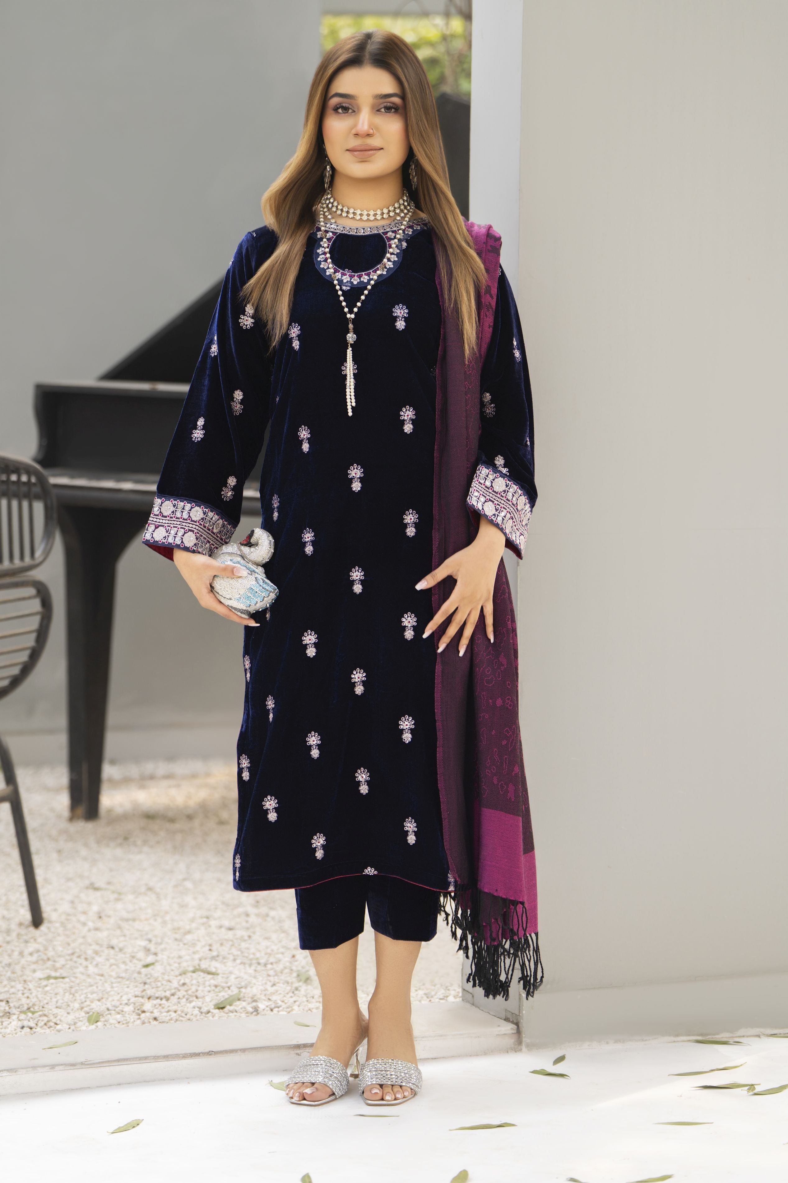 Zaina Plush – Elin Velvet Ready to Wear 3pc Suit