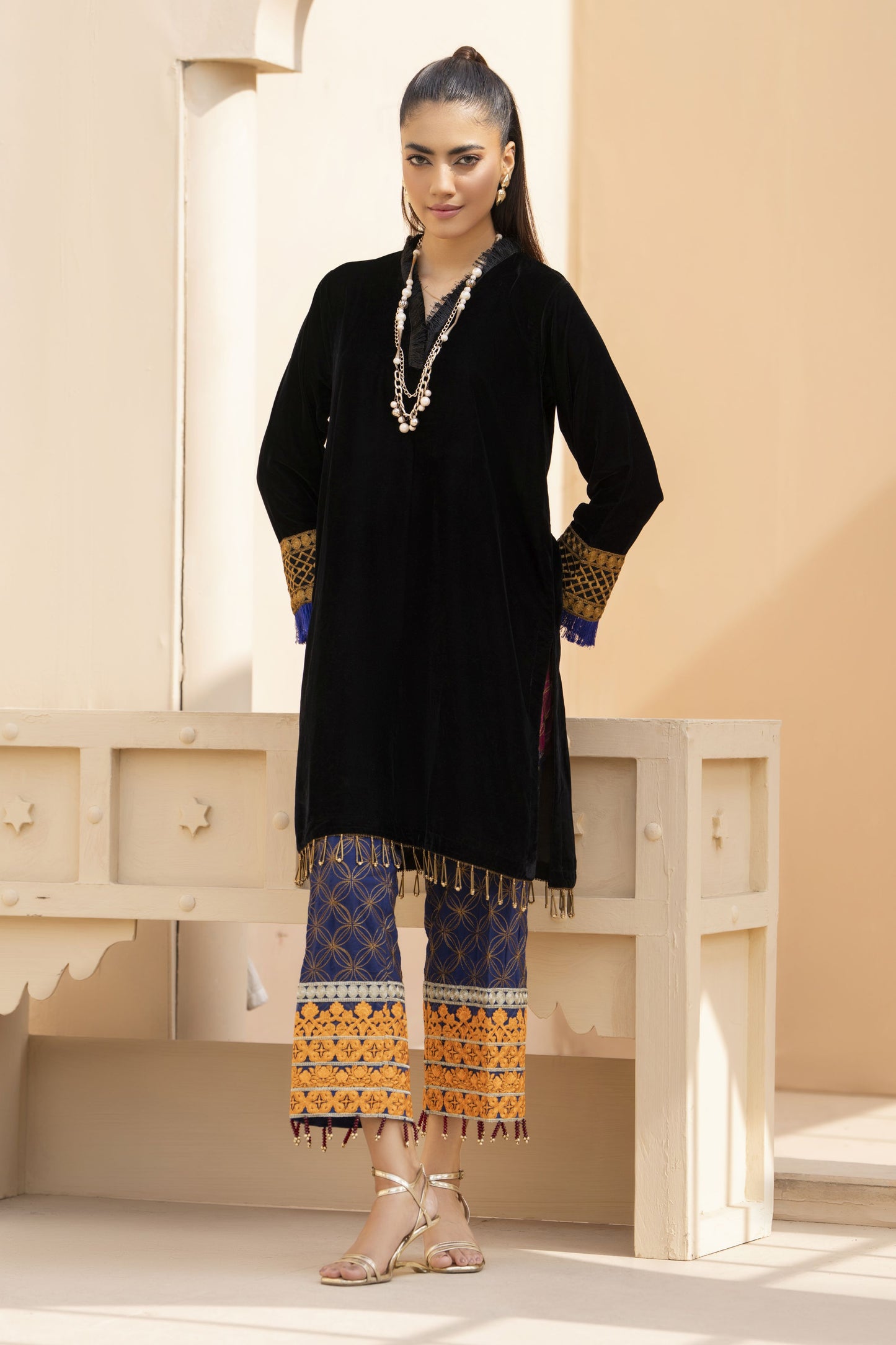 Opera Luxury Black Velvet Ready to Wear 2 Pcs Dress by Gulwarun GW382