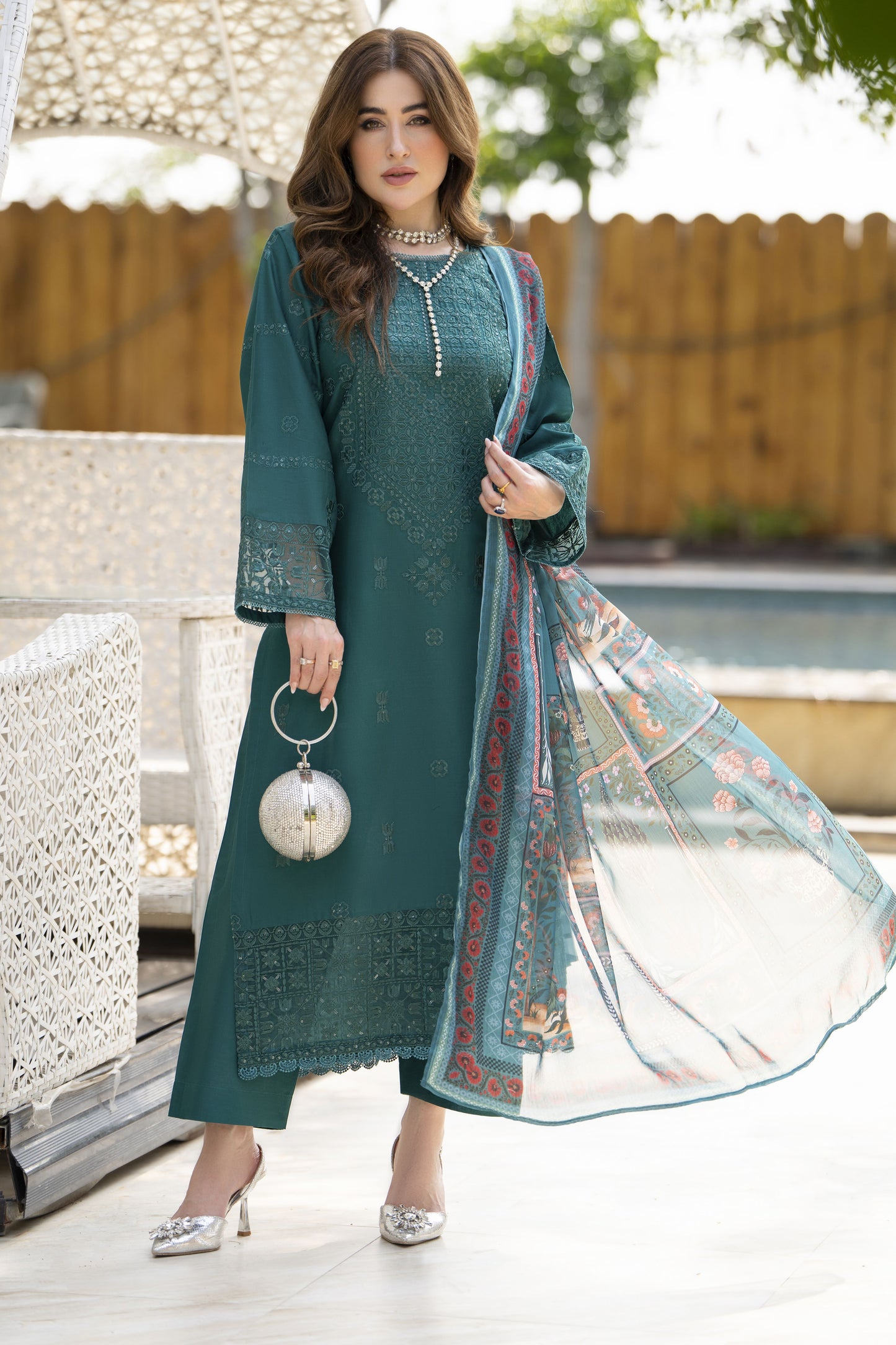 Gul Warun 3pc Embroidered Cotton Suit with Printed Chiffon Dupatta – AMG9