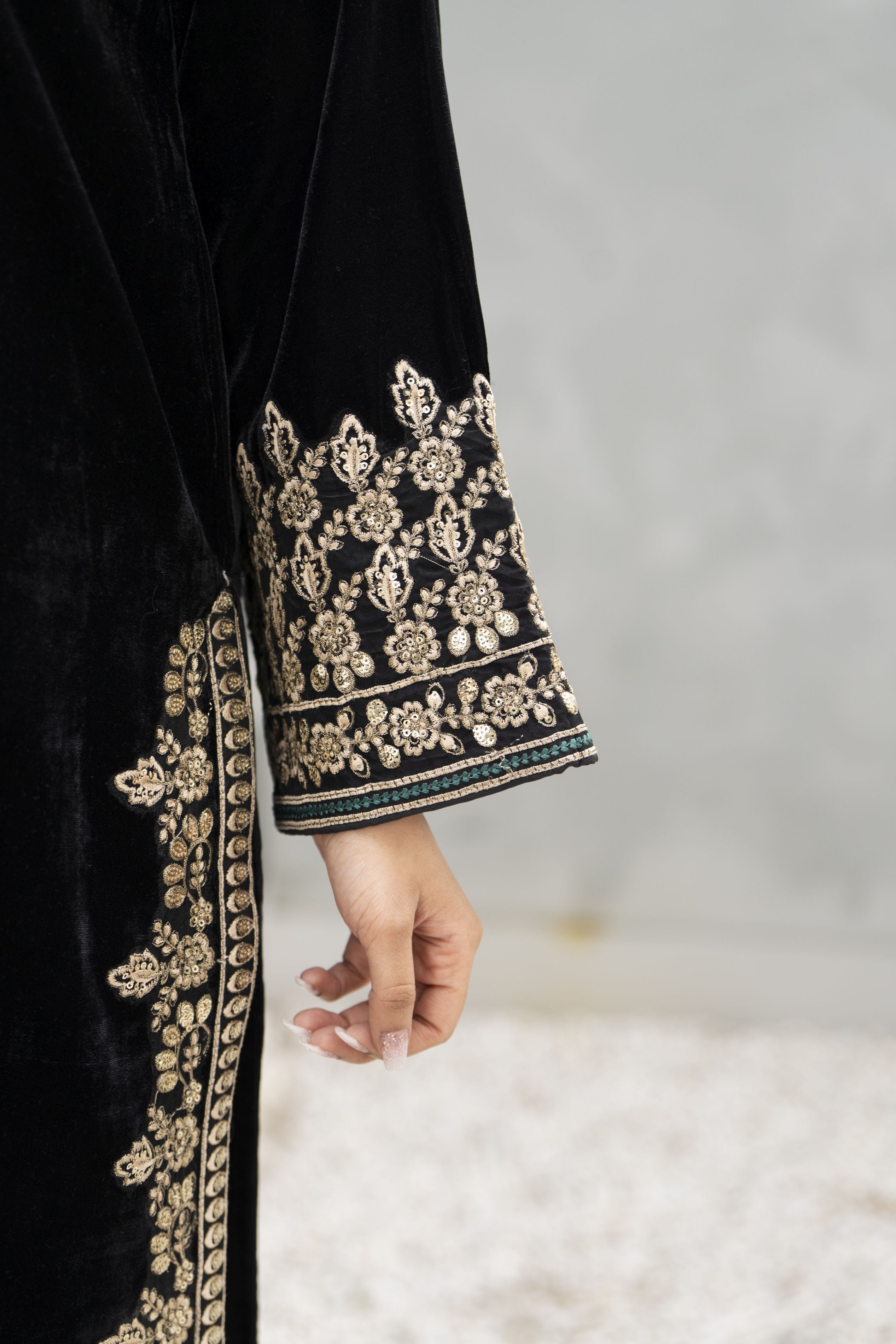 Zaina Plush – Kiva Velvet Ready to Wear 3pc Suit