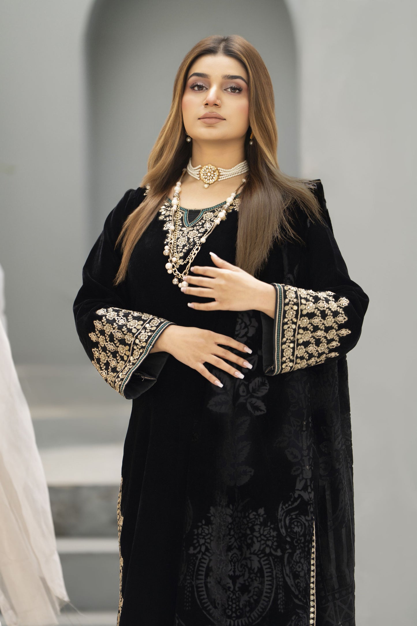 Zaina Plush – Kiva Velvet Ready to Wear 3pc Suit