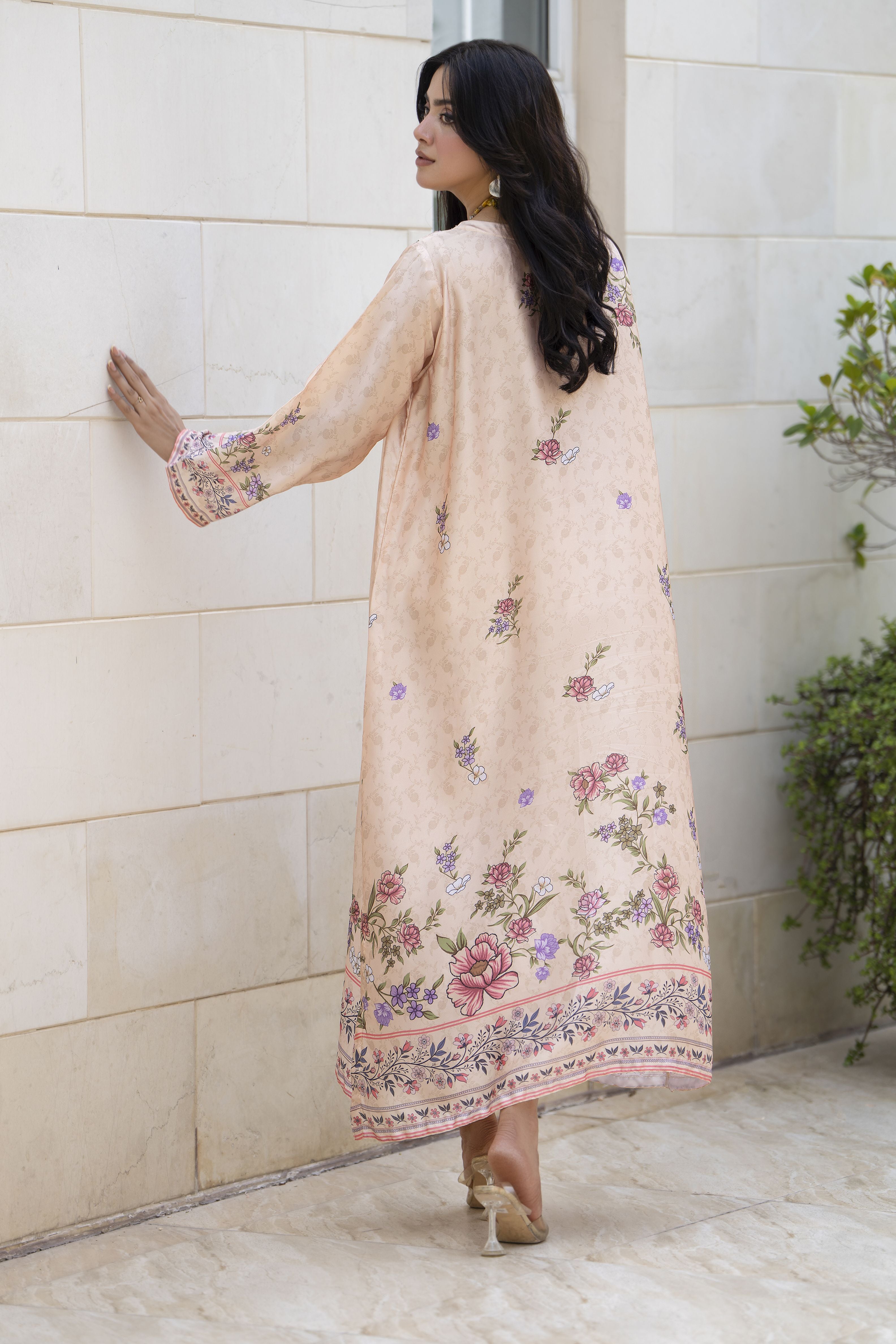 Aleezay 2pc Hand-Embellished Cream Floral Silk Kaftan – AKF3