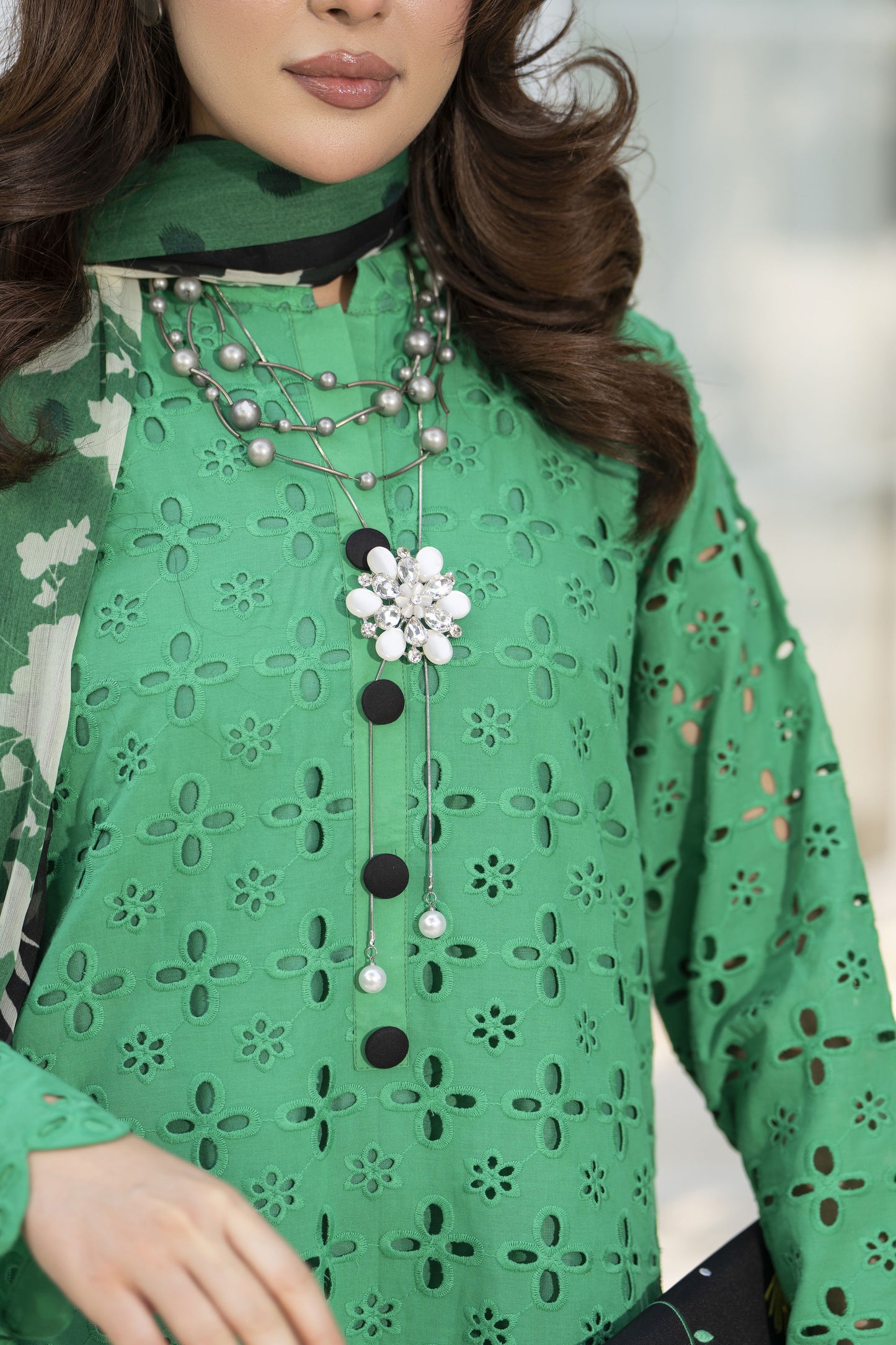 Zaina Bliss 3pc Chikankari Long Shirt With Printed Trousers Bliss11