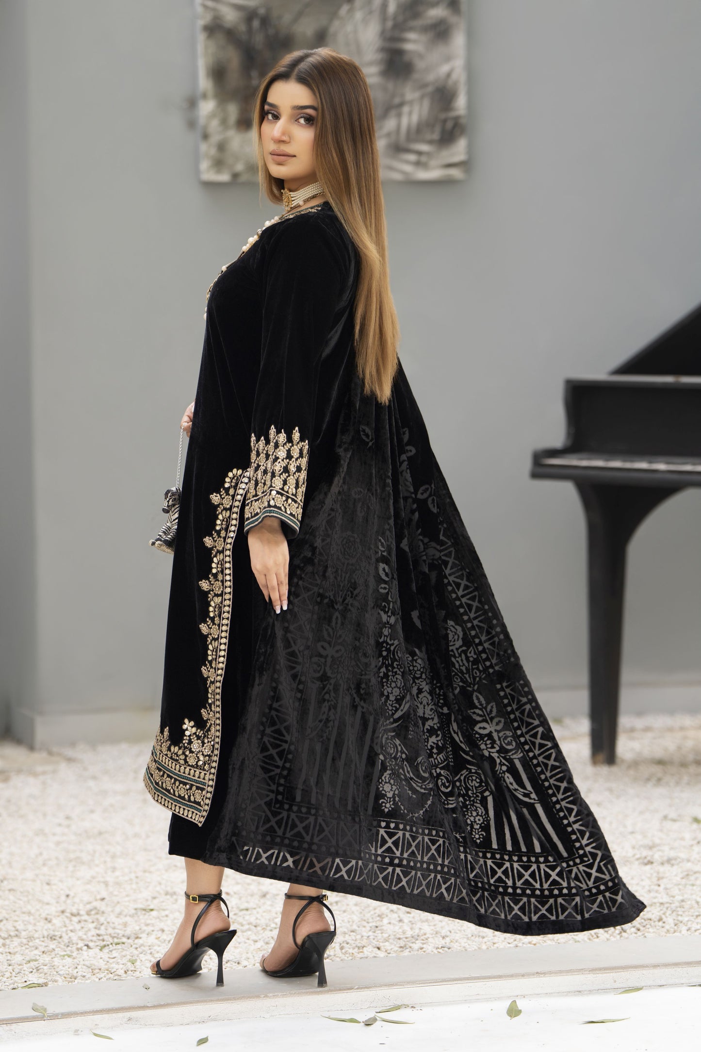 Zaina Plush – Kiva Velvet Ready to Wear 3pc Suit