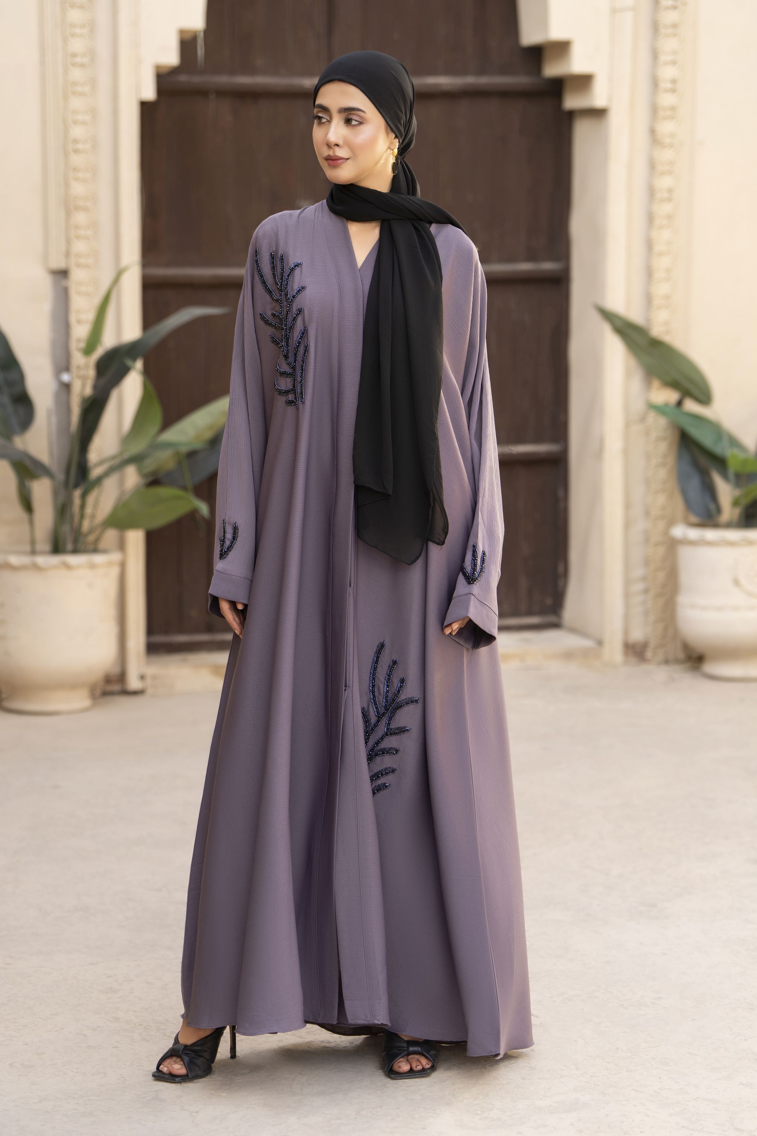 Mauve Nida Abaya with Black Handwork Embellishment – Zaina Luxe Drapes Collection ZLD6