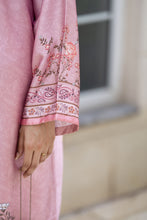 Aleezay 2pc Hand-Embellished Floral Print Silk Kaftan – AKF10