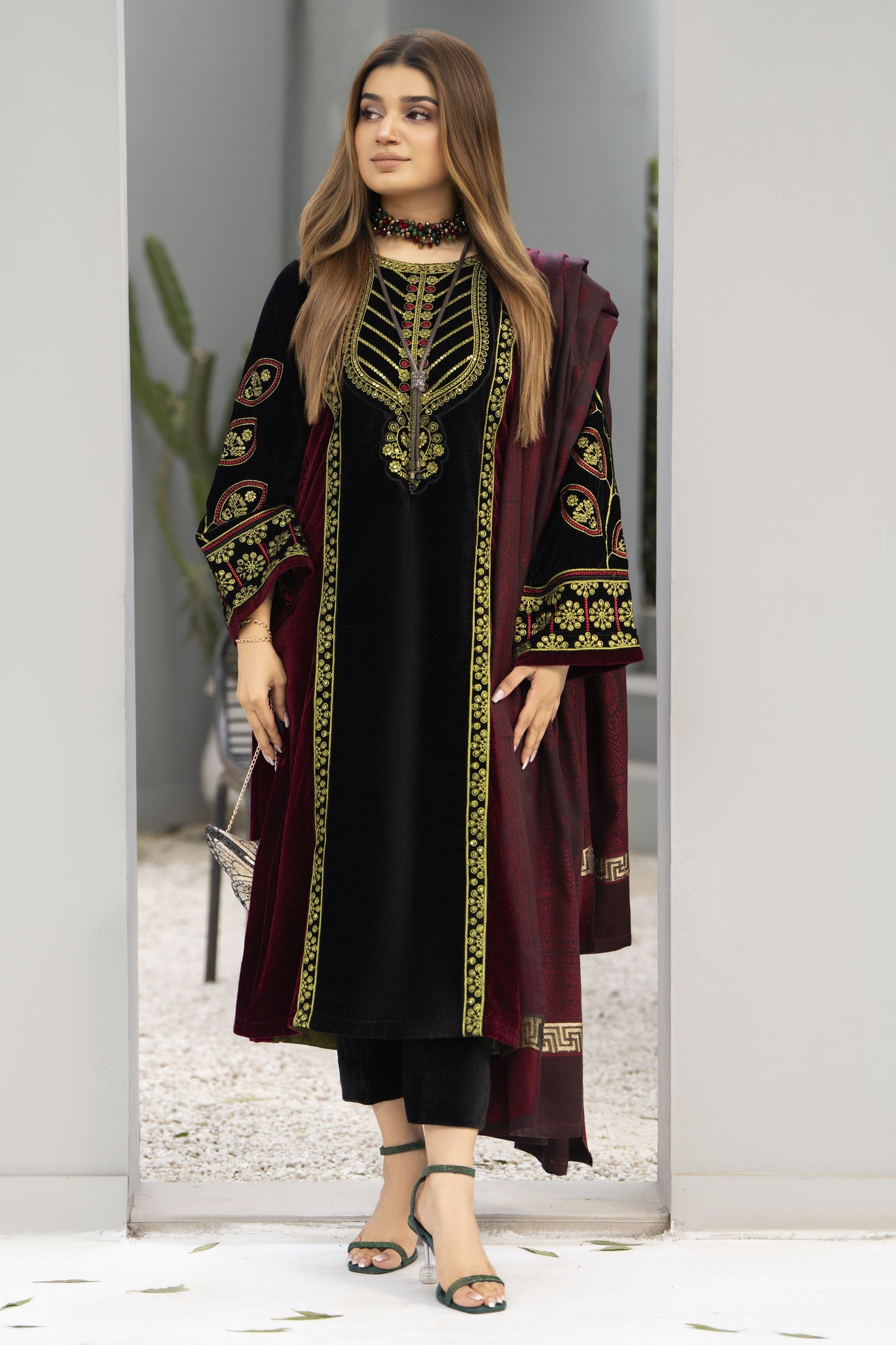 Zaina Plush – Ziva Dual-Tone Velvet Ready to Wear 3pc Suit