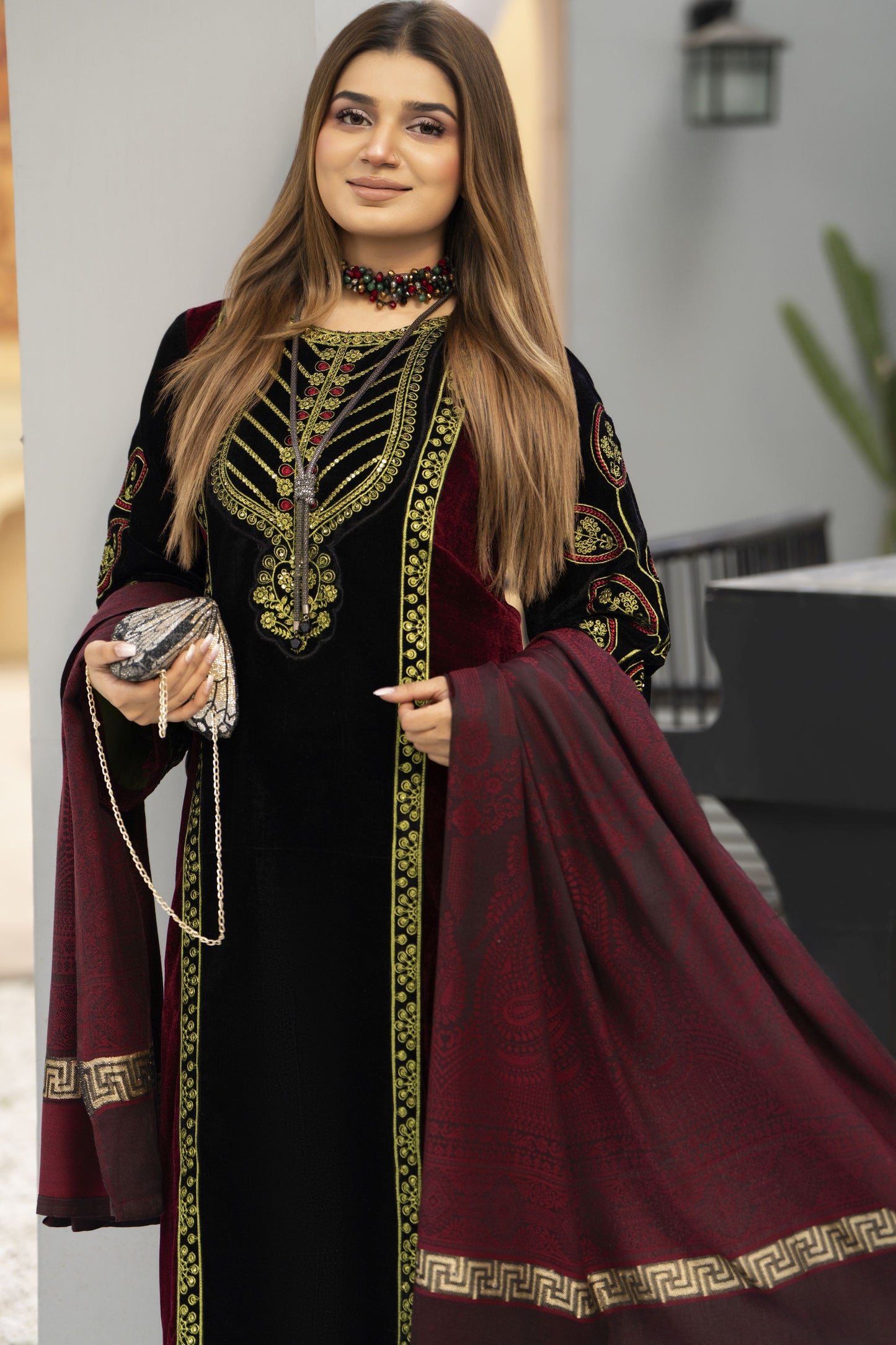 Zaina Plush – Ziva Dual-Tone Velvet Ready to Wear 3pc Suit