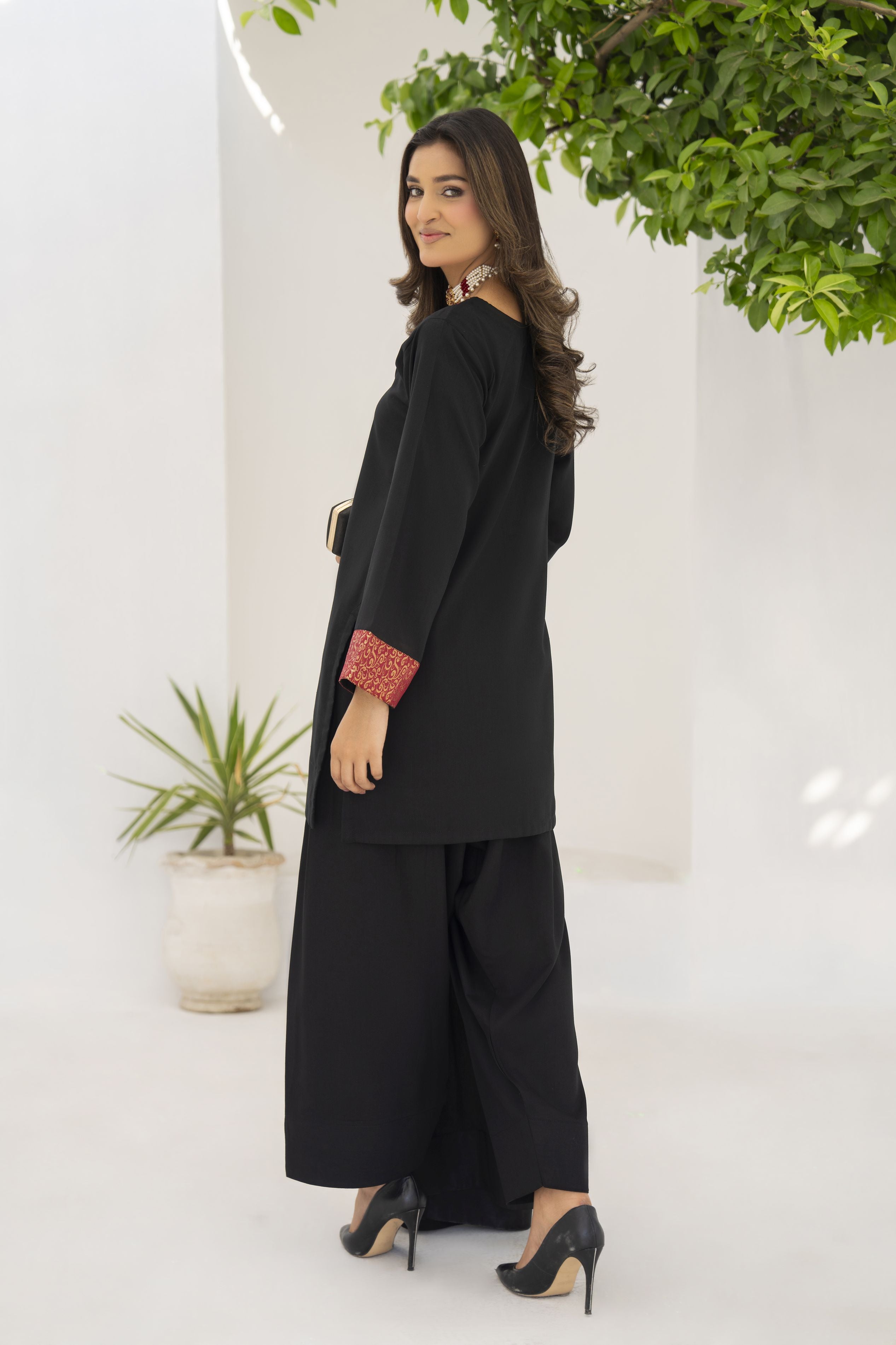 Farshi Mahal by Aabpara – Festive Farshi Shalwar Dress FMA5