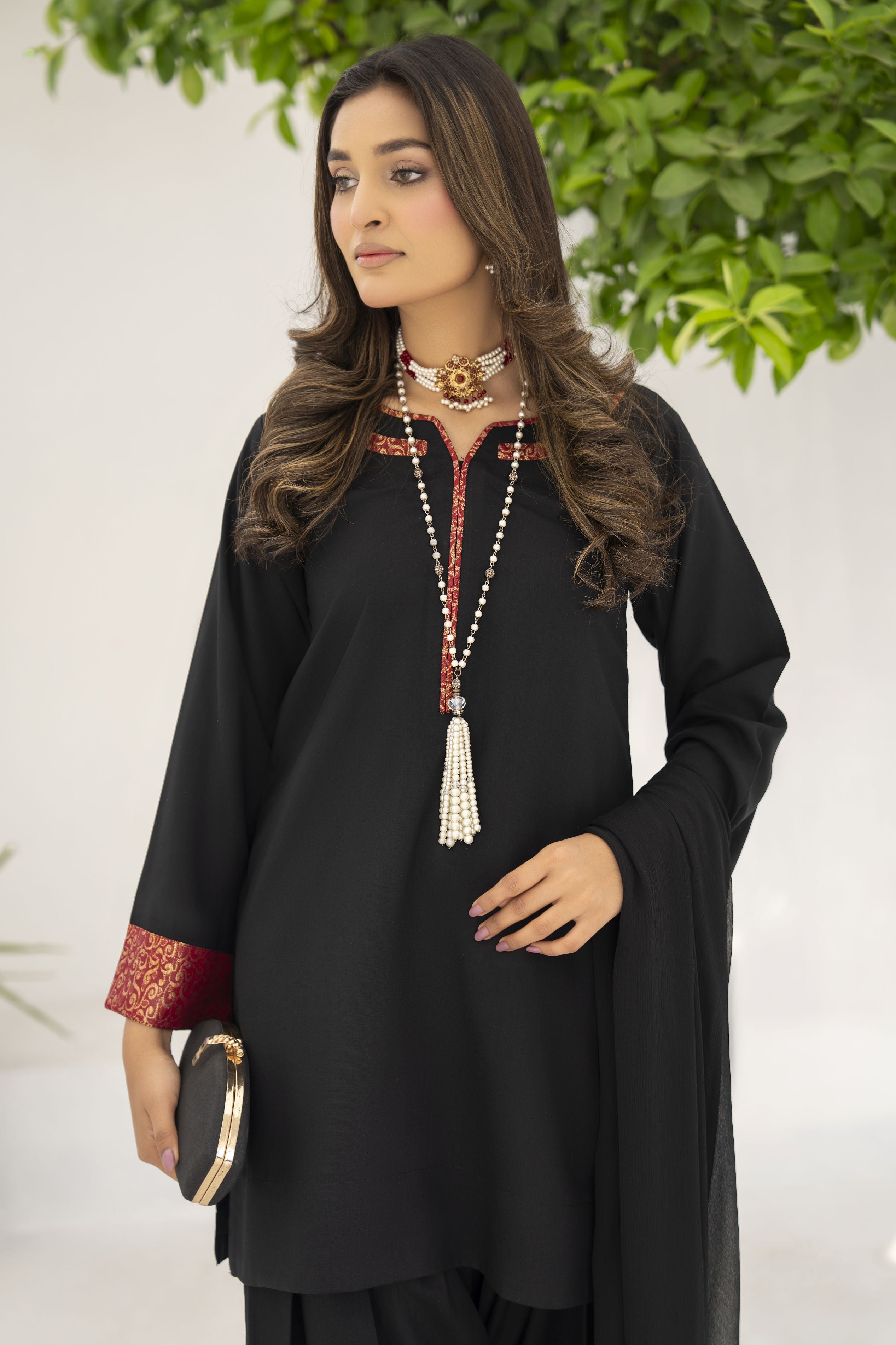 Farshi Mahal by Aabpara – Festive Farshi Shalwar Dress FMA5