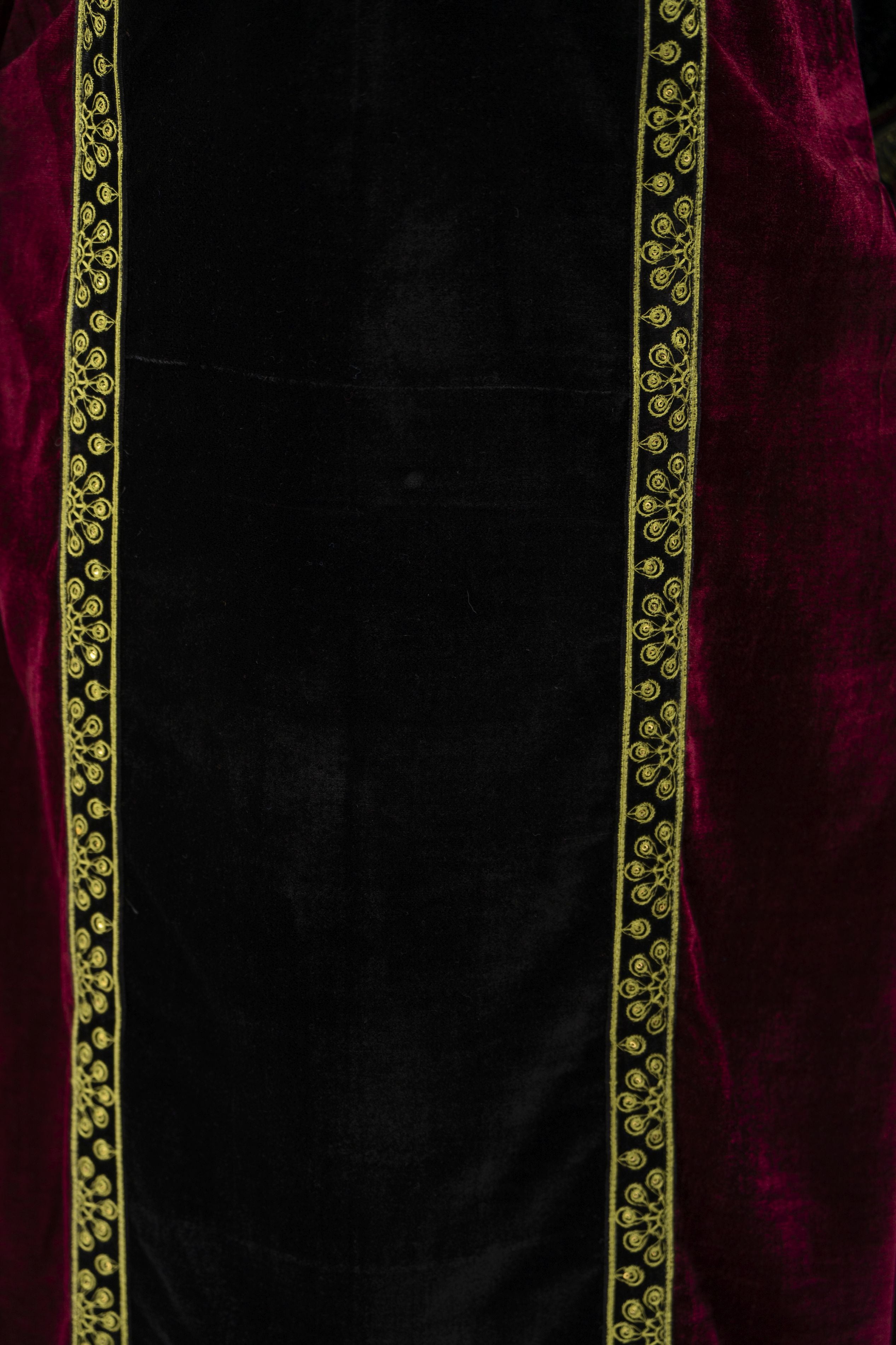 Zaina Plush – Ziva Dual-Tone Velvet Ready to Wear 3pc Suit