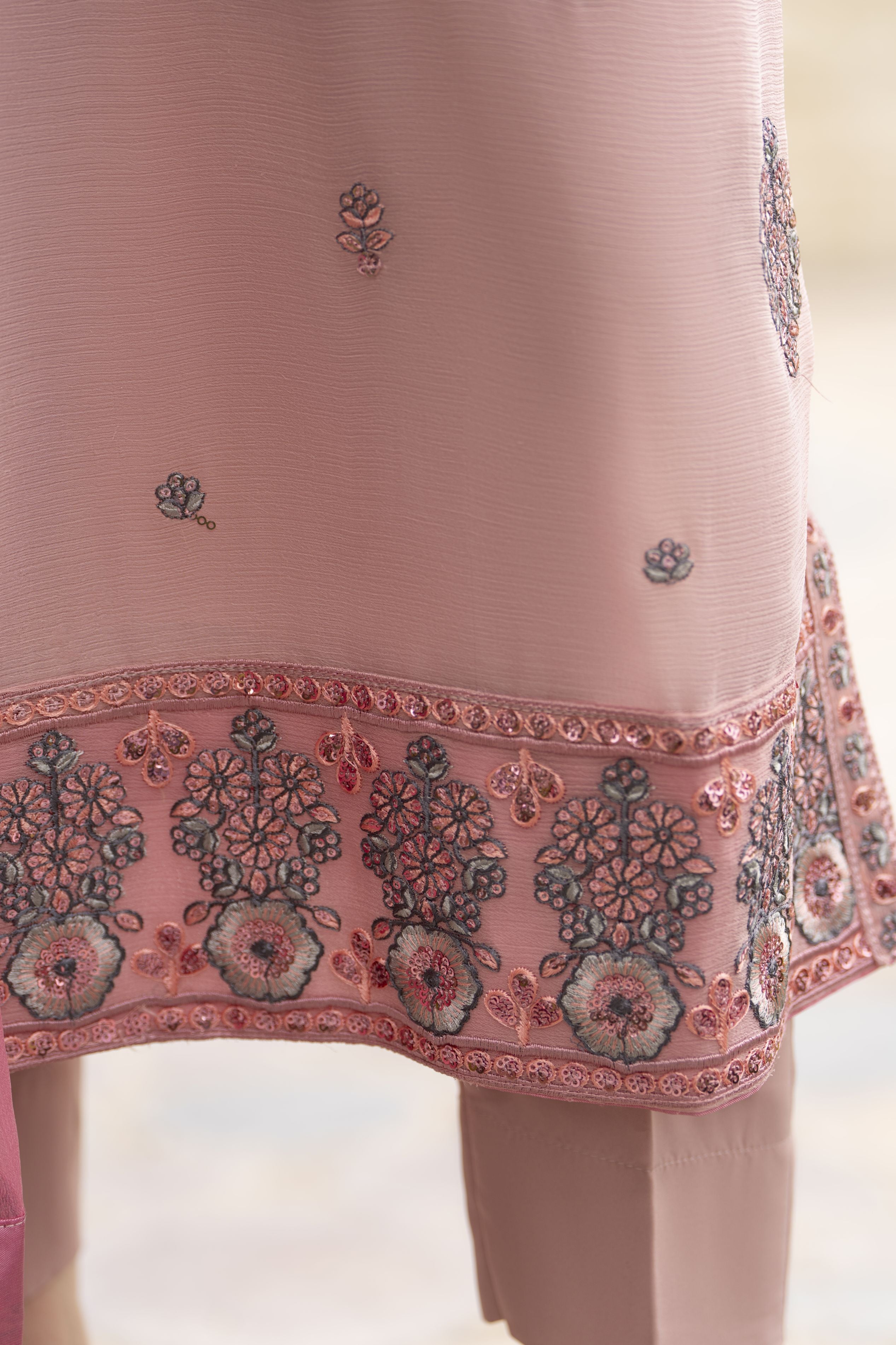 Whispers by Aleezay – Pink Chiffon 3pc Ready to Wear Dress WBA3