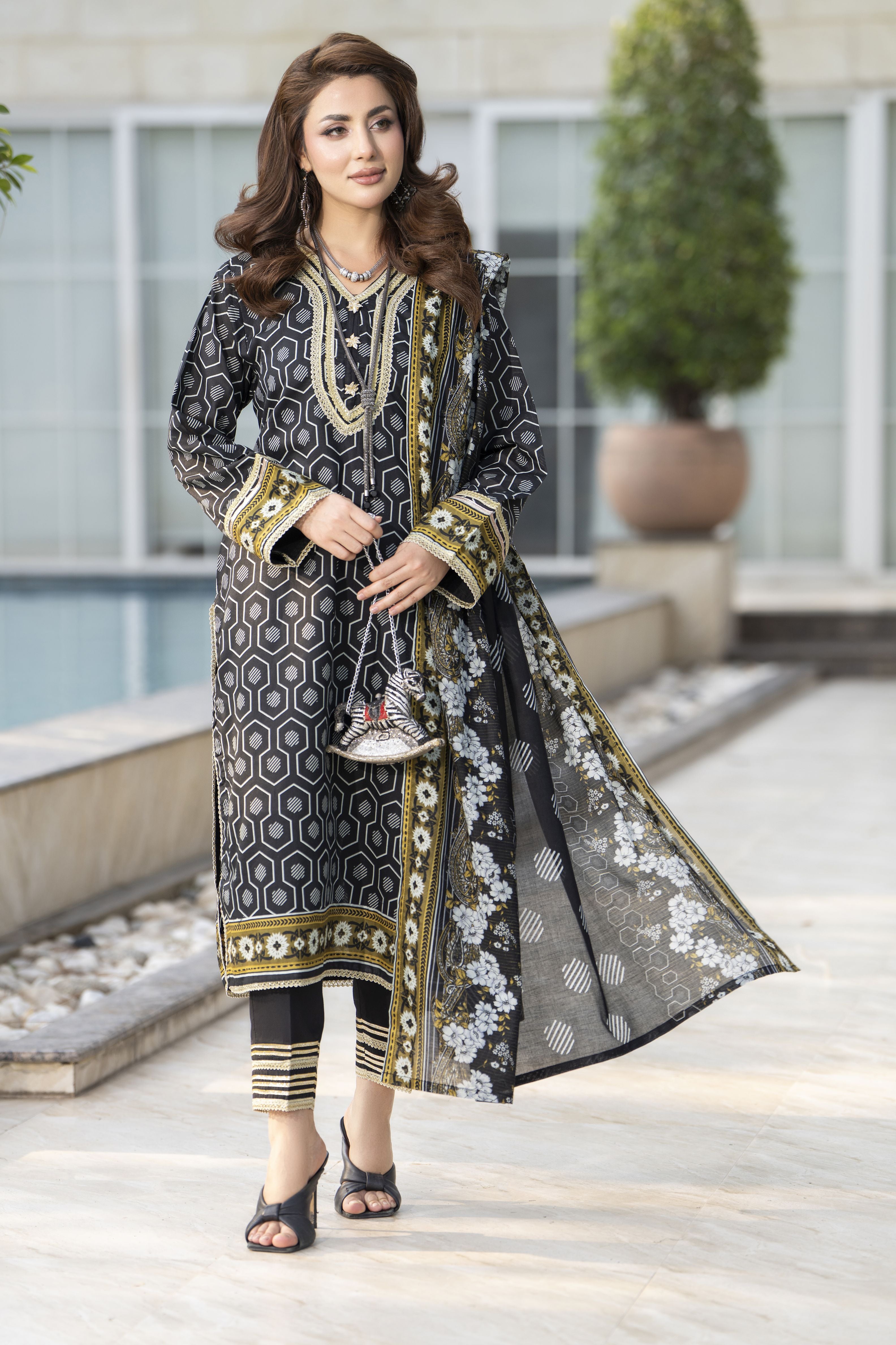 Zaina Bliss 3pc Printed Lawn Suit With Gota Work Bliss9