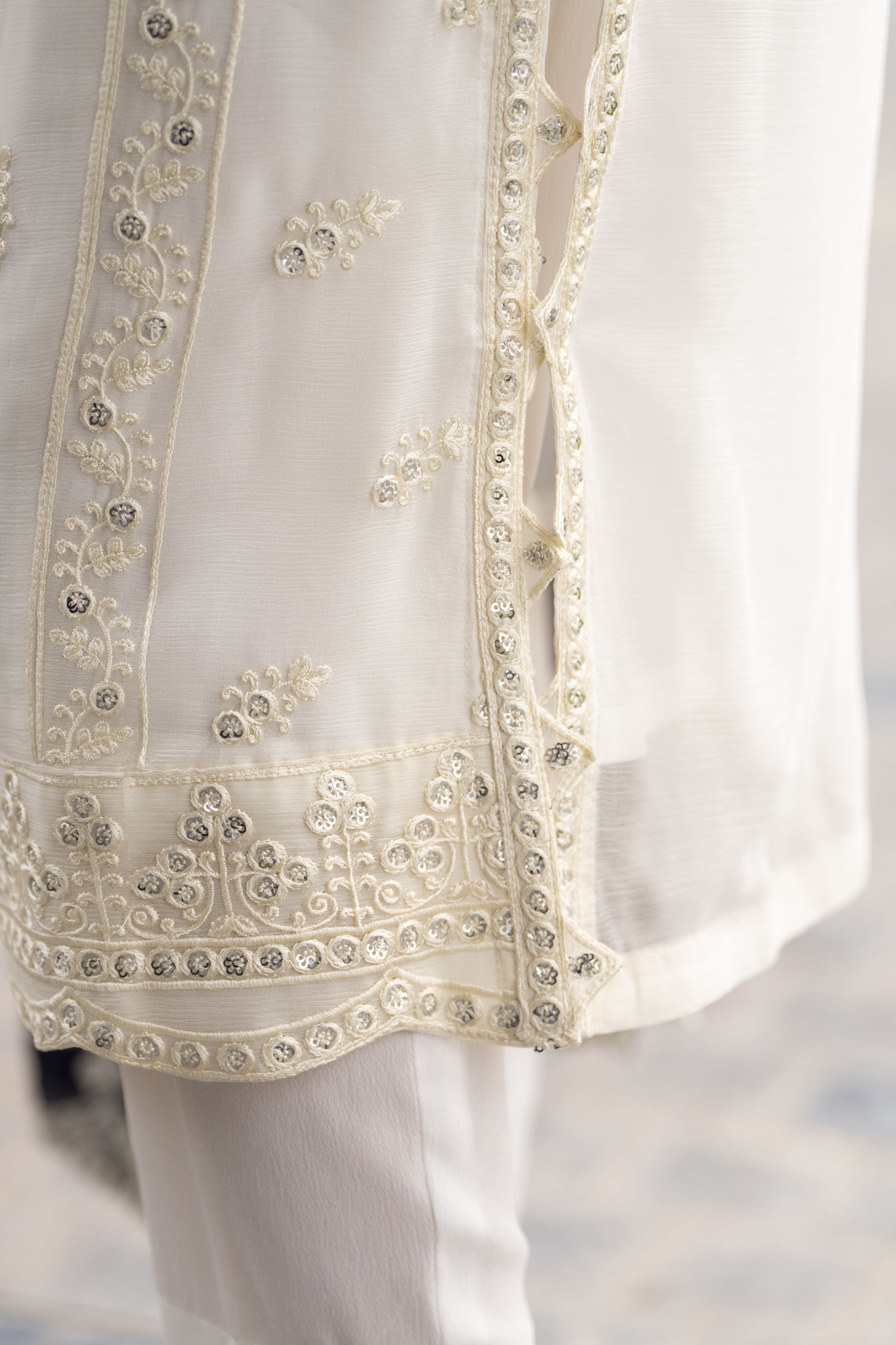 Whispers by Aleezay – Ivory Chiffon 3pc Ready to Wear Dress WBA7