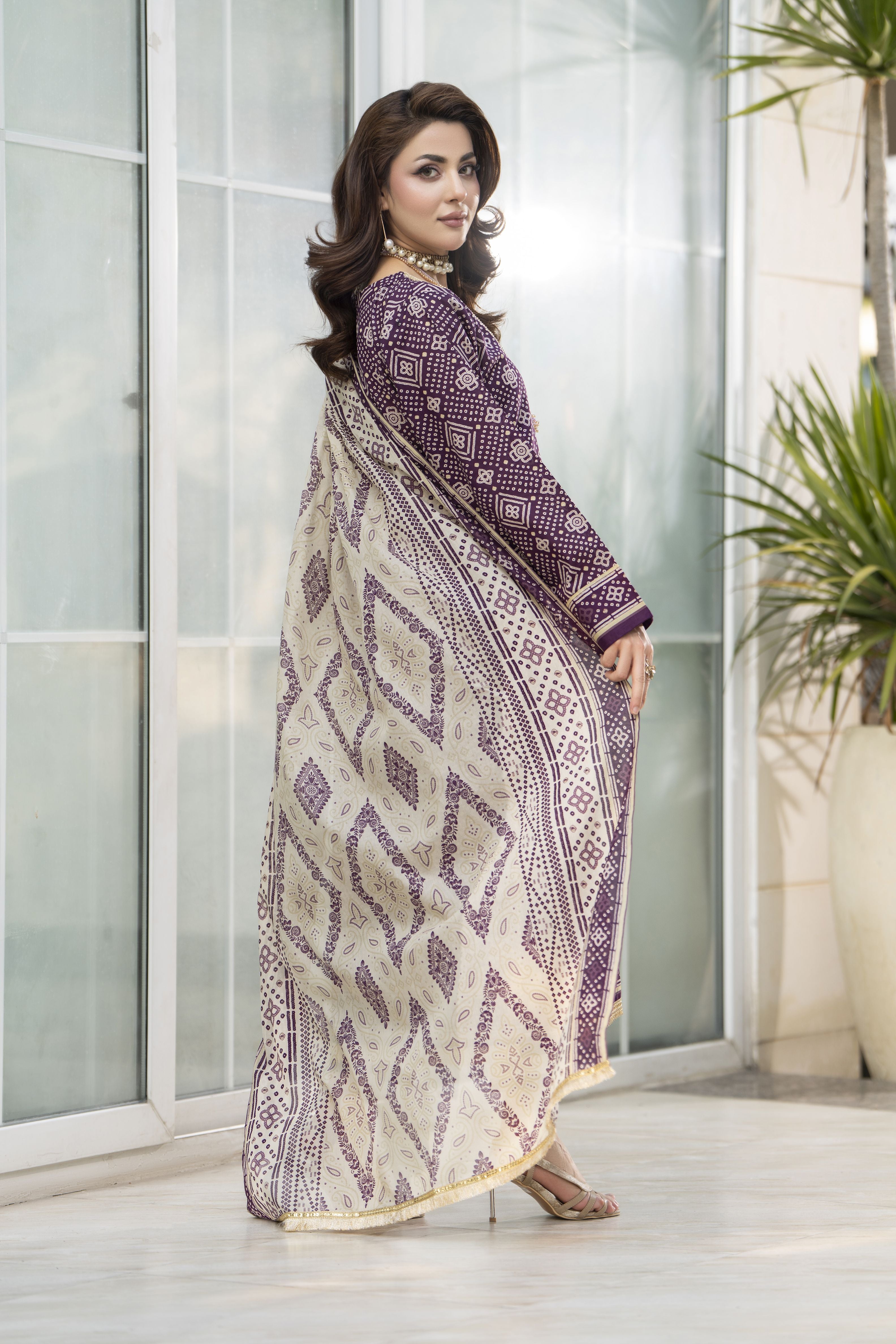 Zaina Bliss 3pc Printed Lawn Suit With Gota Lace Dupatta Bliss8