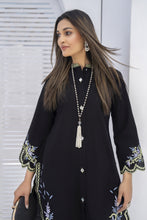 Raaya by Zaiwa Black Embroidered Khaddar 2-Piece Ready-to-Wear Womenwear
