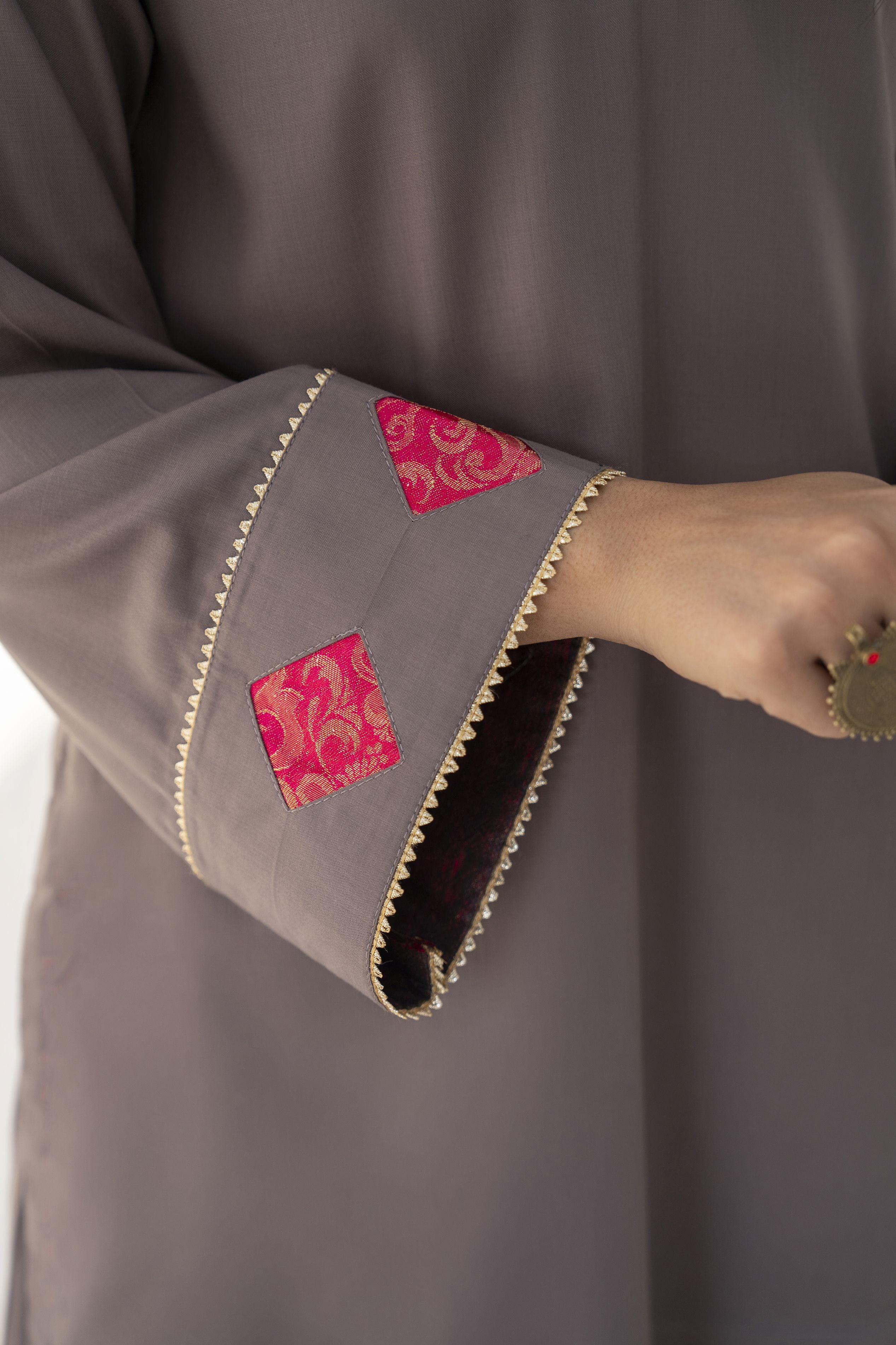 Farshi Mahal by Aabpara – Festive Farshi Shalwar Dress FMA6