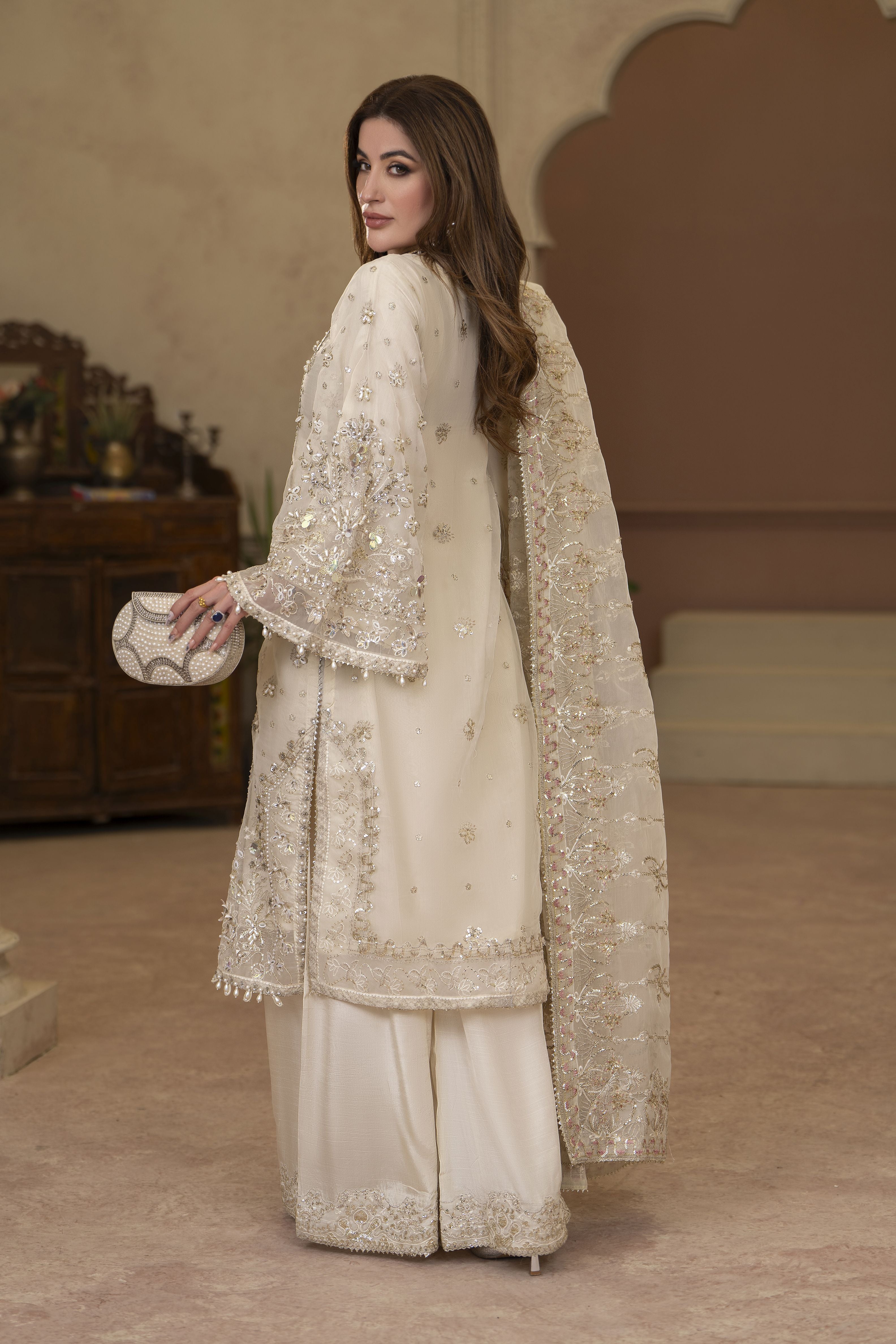 Arwah Chandni 3pc Ivory Organza Formal Suit CR4