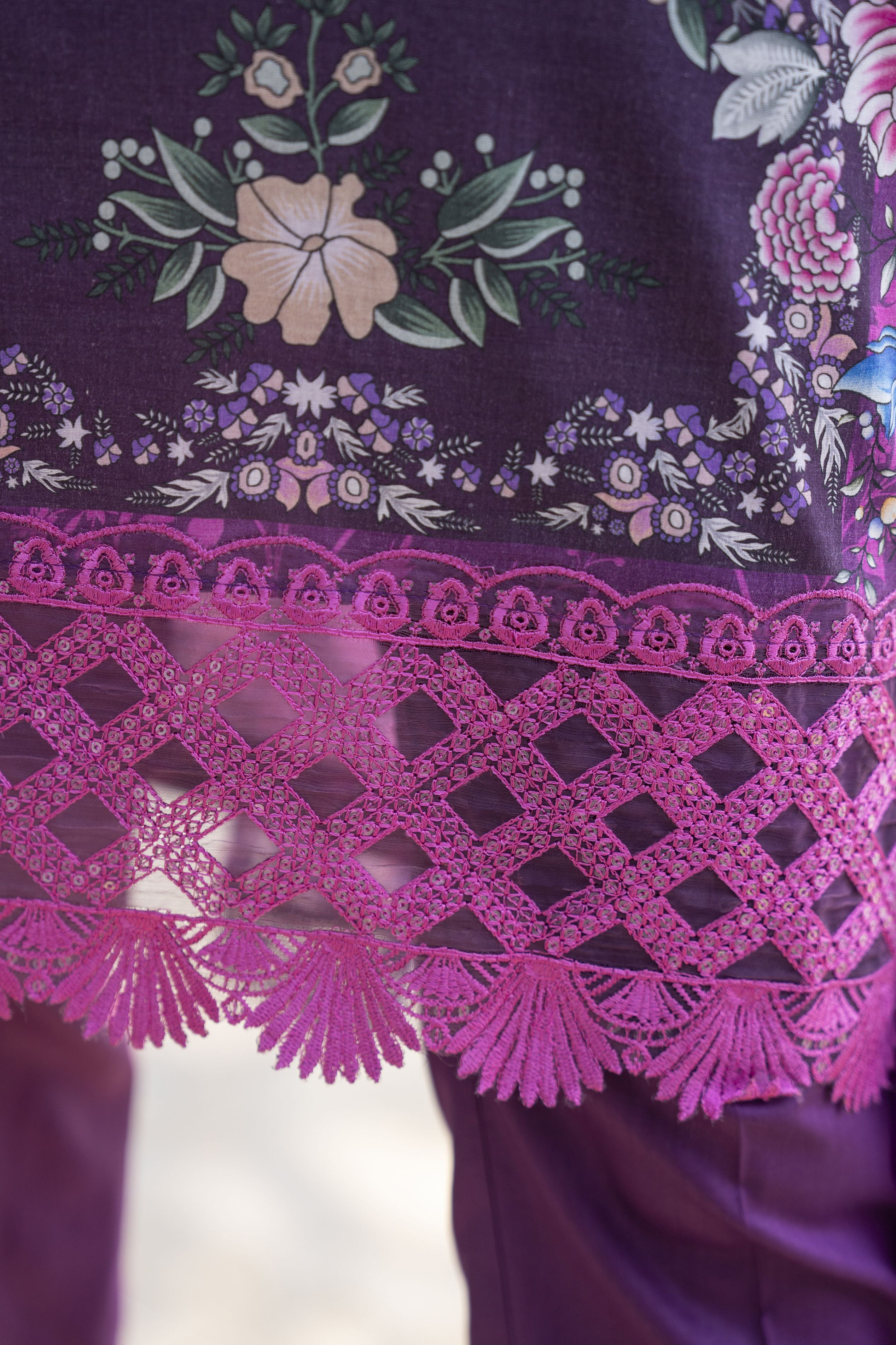 Purple 3pc Embroidered Lawn Suit | Garmi Ka Jora by Dress Code GKJ6