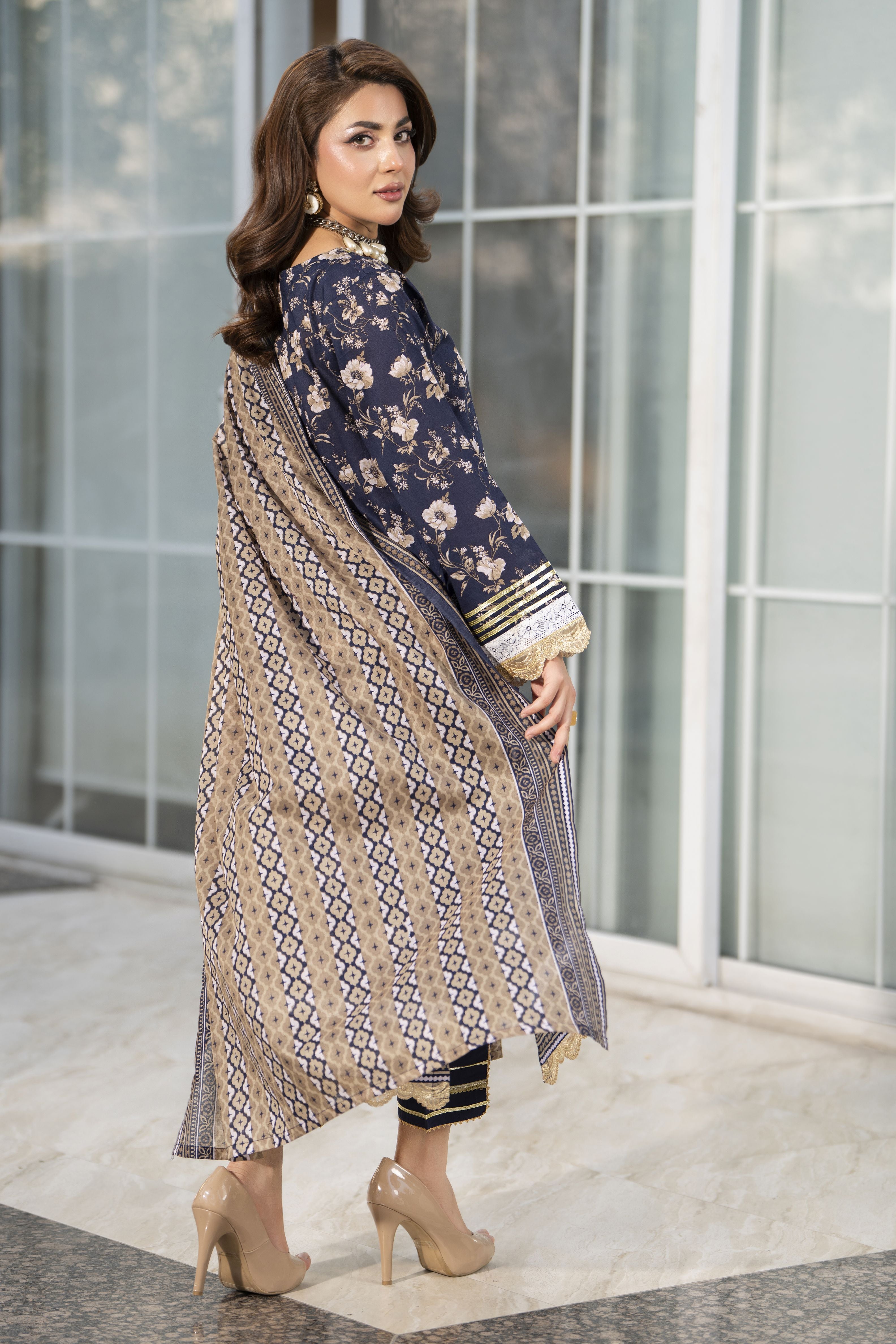 Zaina Bliss 3pc Printed Lawn Long Shirt With Gota Work Bliss4