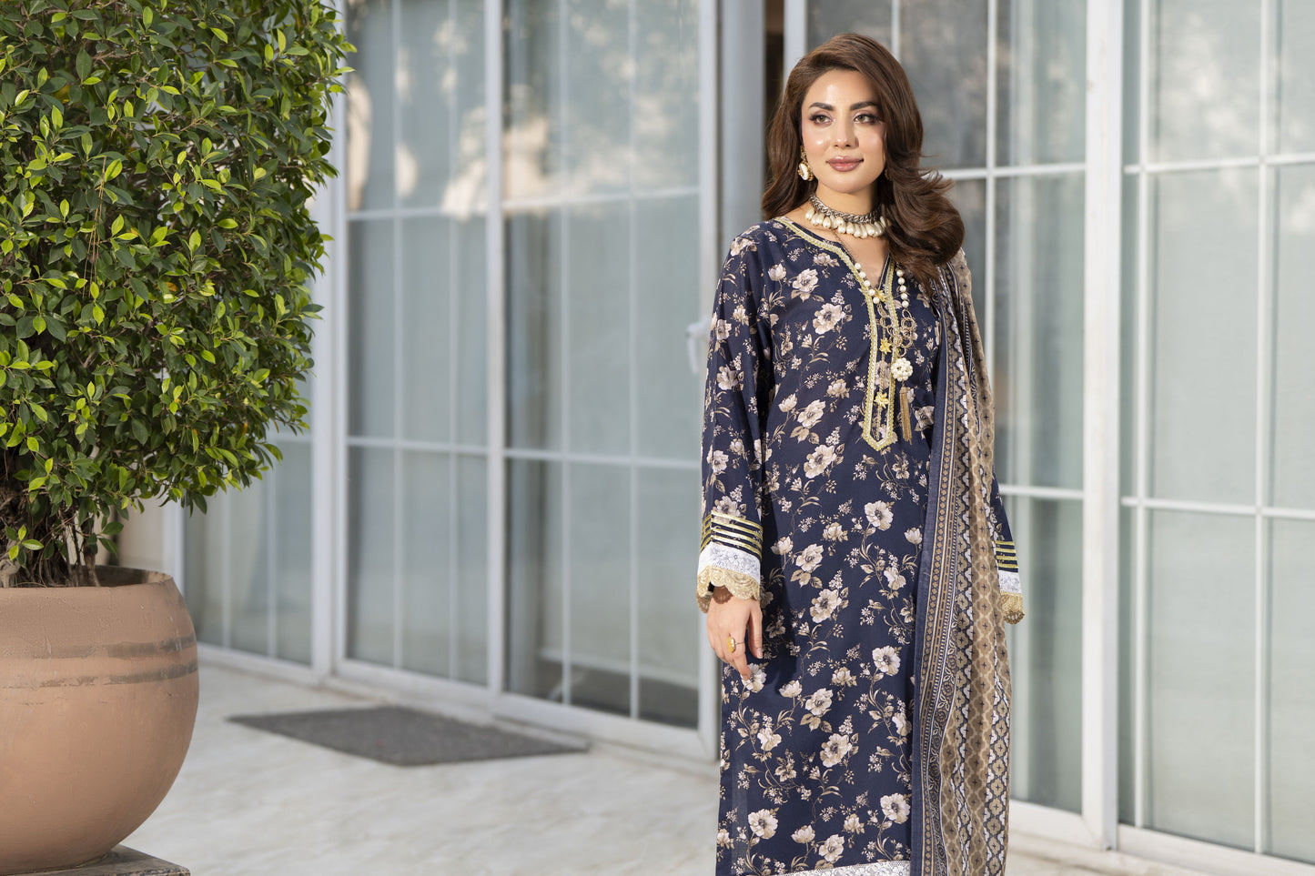 Zaina Bliss 3pc Printed Lawn Long Shirt With Gota Work Bliss4