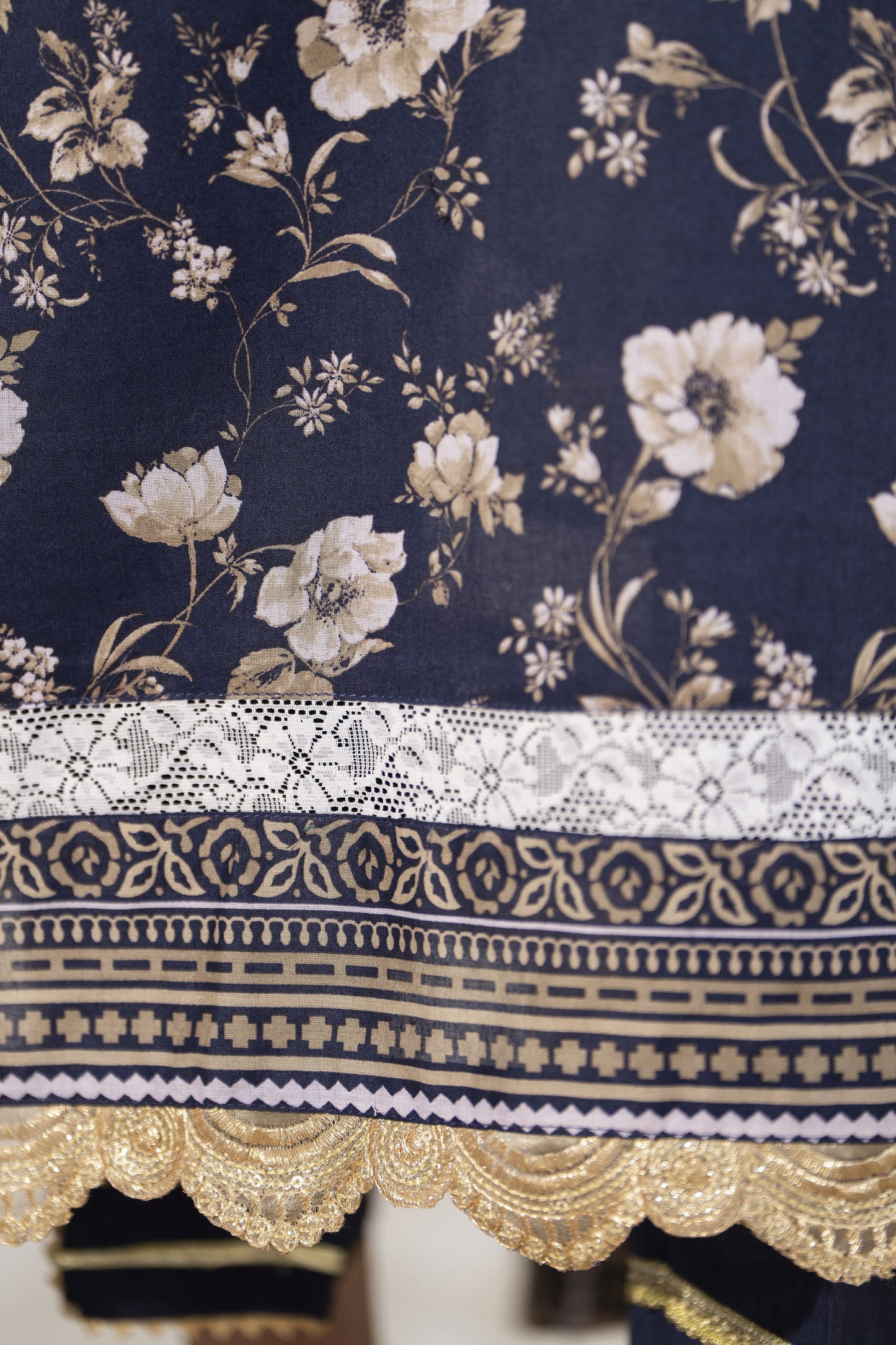 Zaina Bliss 3pc Printed Lawn Long Shirt With Gota Work Bliss4