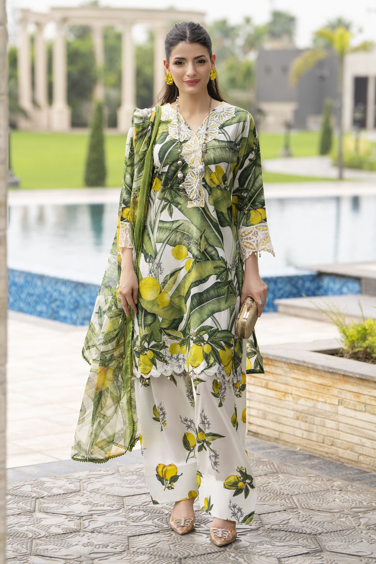 Sakeena Summer Ease – 3pc Lawn Dress with Chiffon Dupatta SSE1 Medium