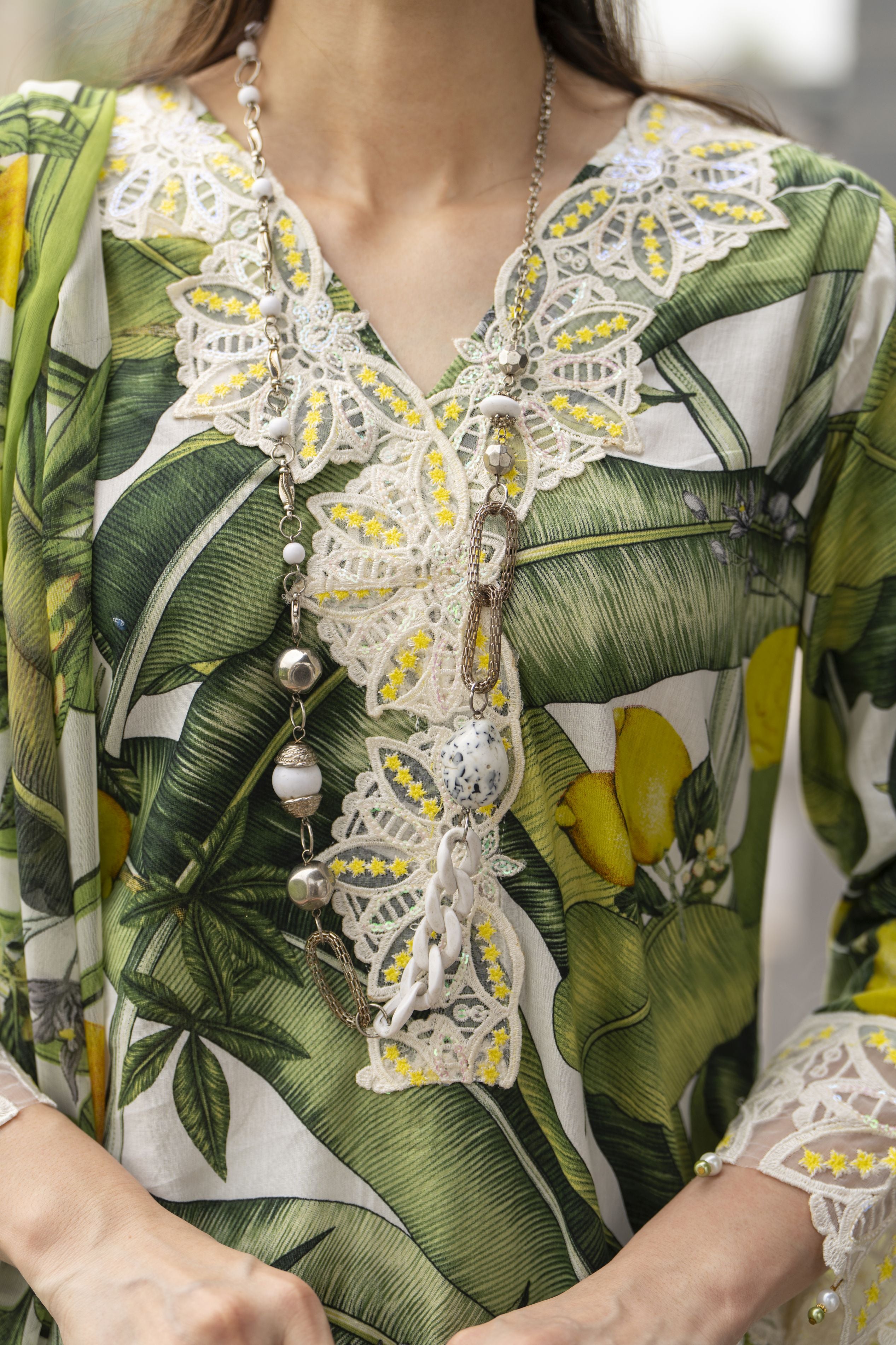 Sakeena Summer Ease – 3pc Lawn Dress with Chiffon Dupatta SSE1