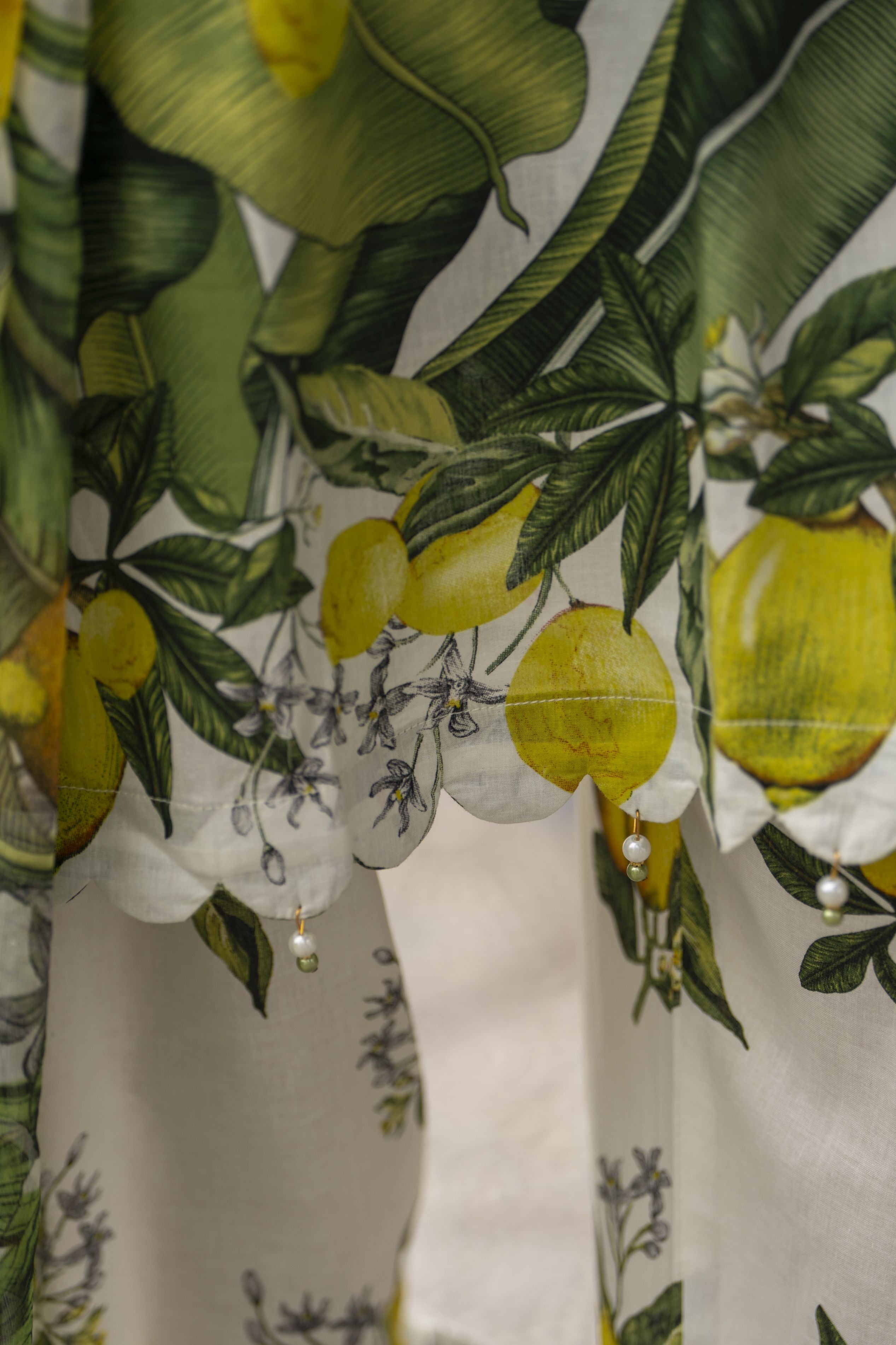 Sakeena Summer Ease – 3pc Lawn Dress with Chiffon Dupatta SSE1