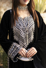 Aleezay KASHMÉ – Jet Black Velvet 3pc Suit with Velvet Shawl KA10