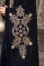 Aleezay KASHMÉ – Navy Blue Velvet 3pc Suit with Velvet Shawl KA6