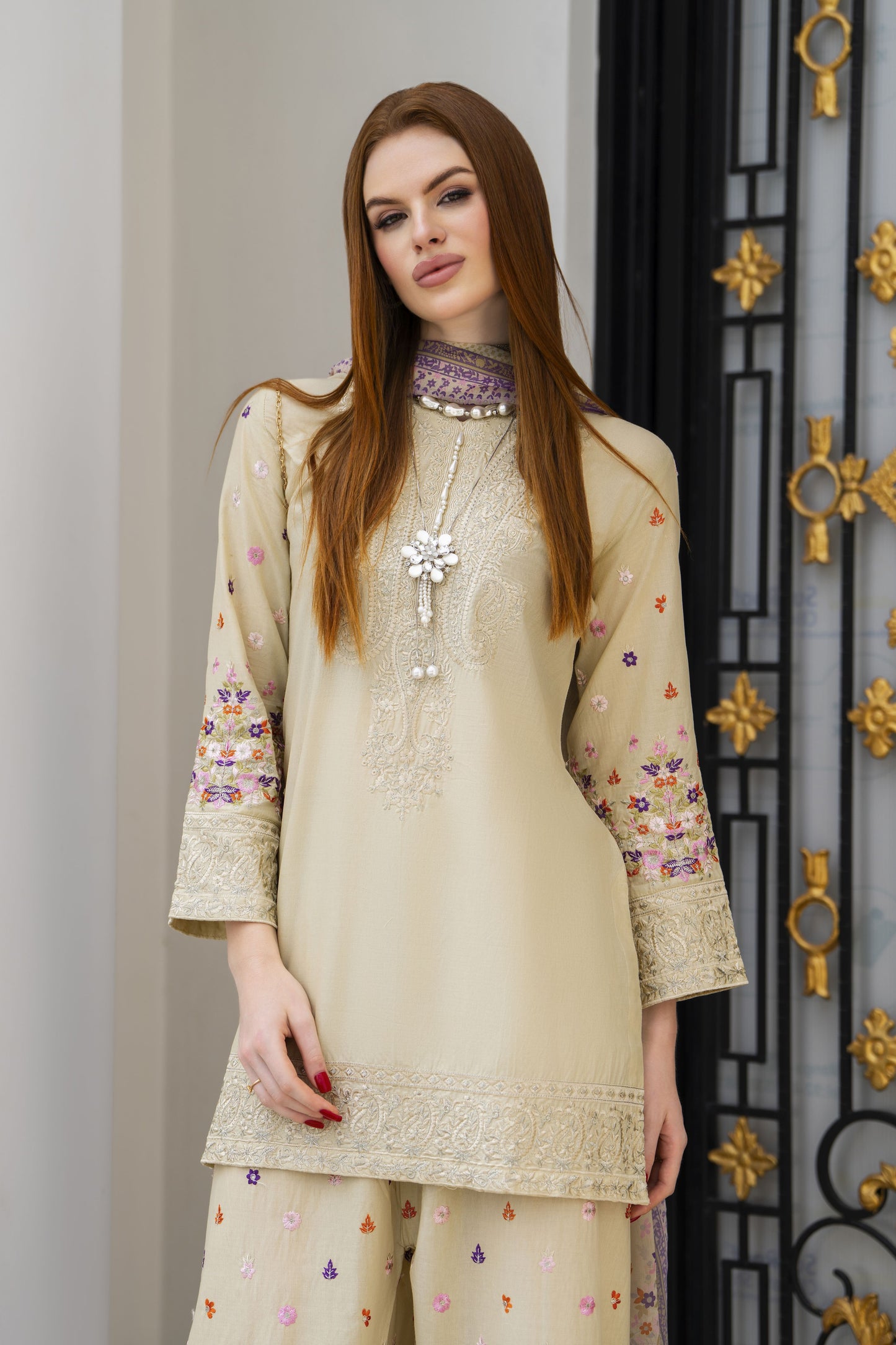 Zaiwa 3pc Embroidered Cotton Farshi Shalwar Suit with Chiffon Dupatta – DZ11